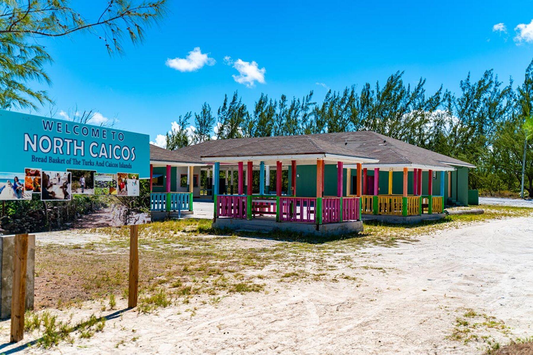 Providenciales: Catamaran Sail and Snorkel Tour – Turks and Caicos