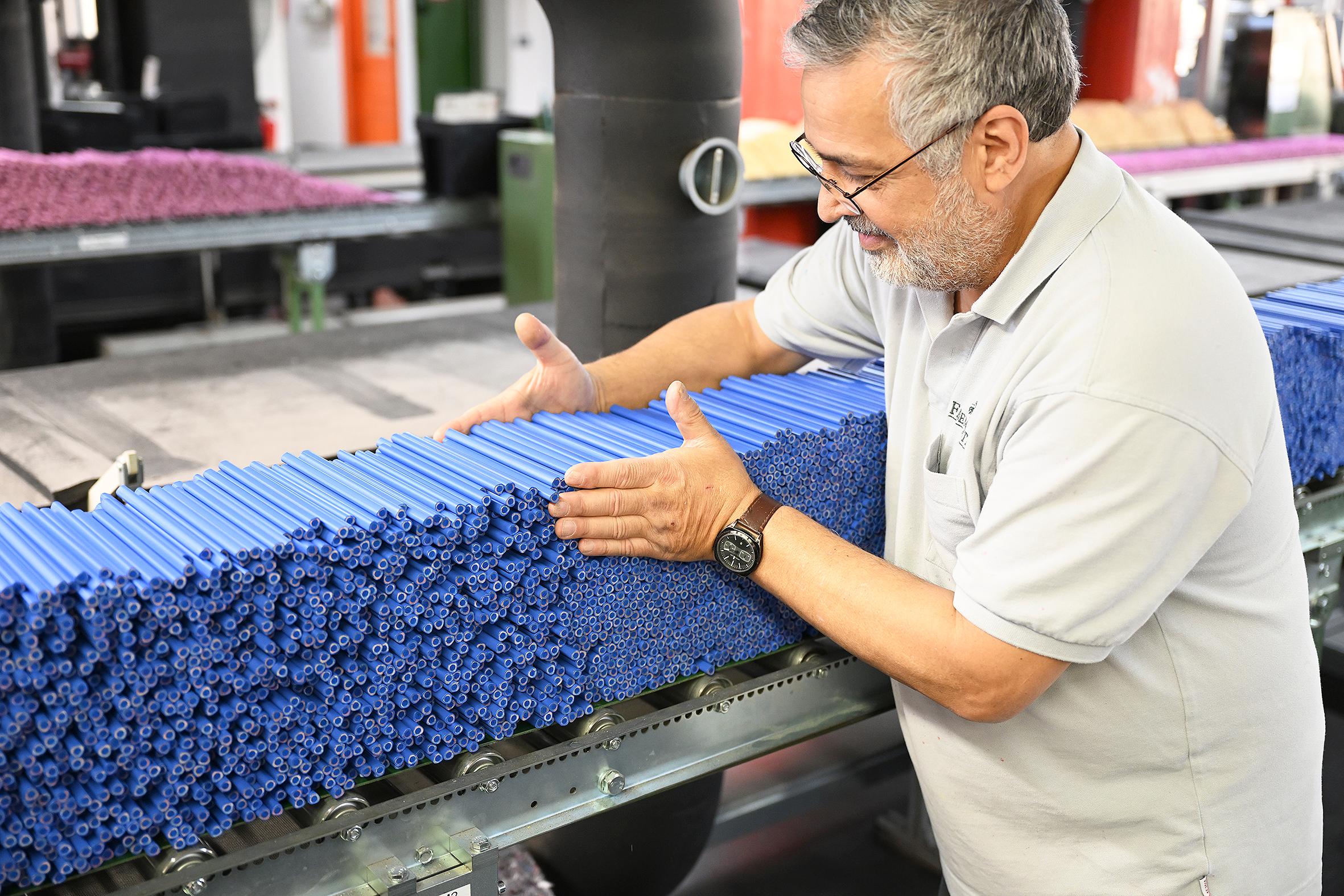 Public guided tour: Production of “wood-cased pencils” – Stein, Germany