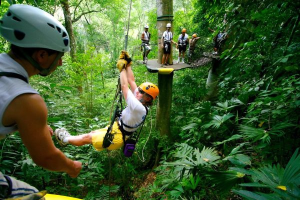 Puerto Limón: Tortuguero Canals & Zipline Adventure Tour – Puerto Limón, Costa Rica