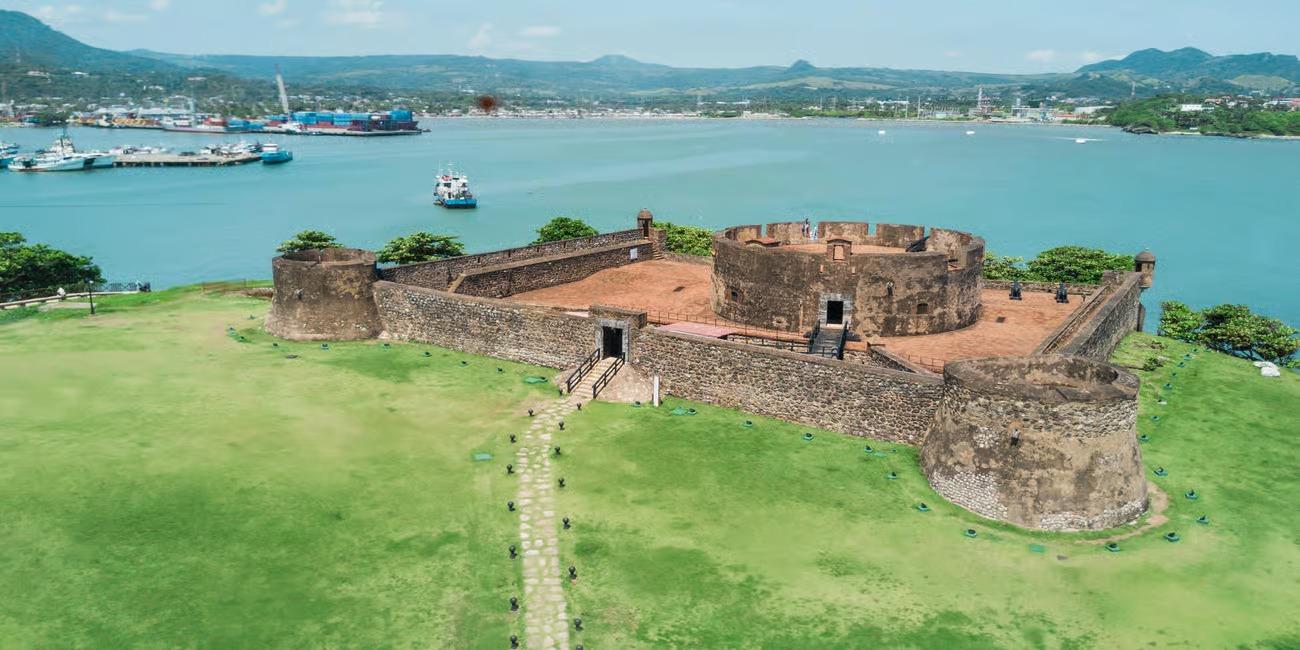 Puerto Plata: Walking Tour with Rum & Chocolate Tastings – Puerto Plata, Dominican Republic