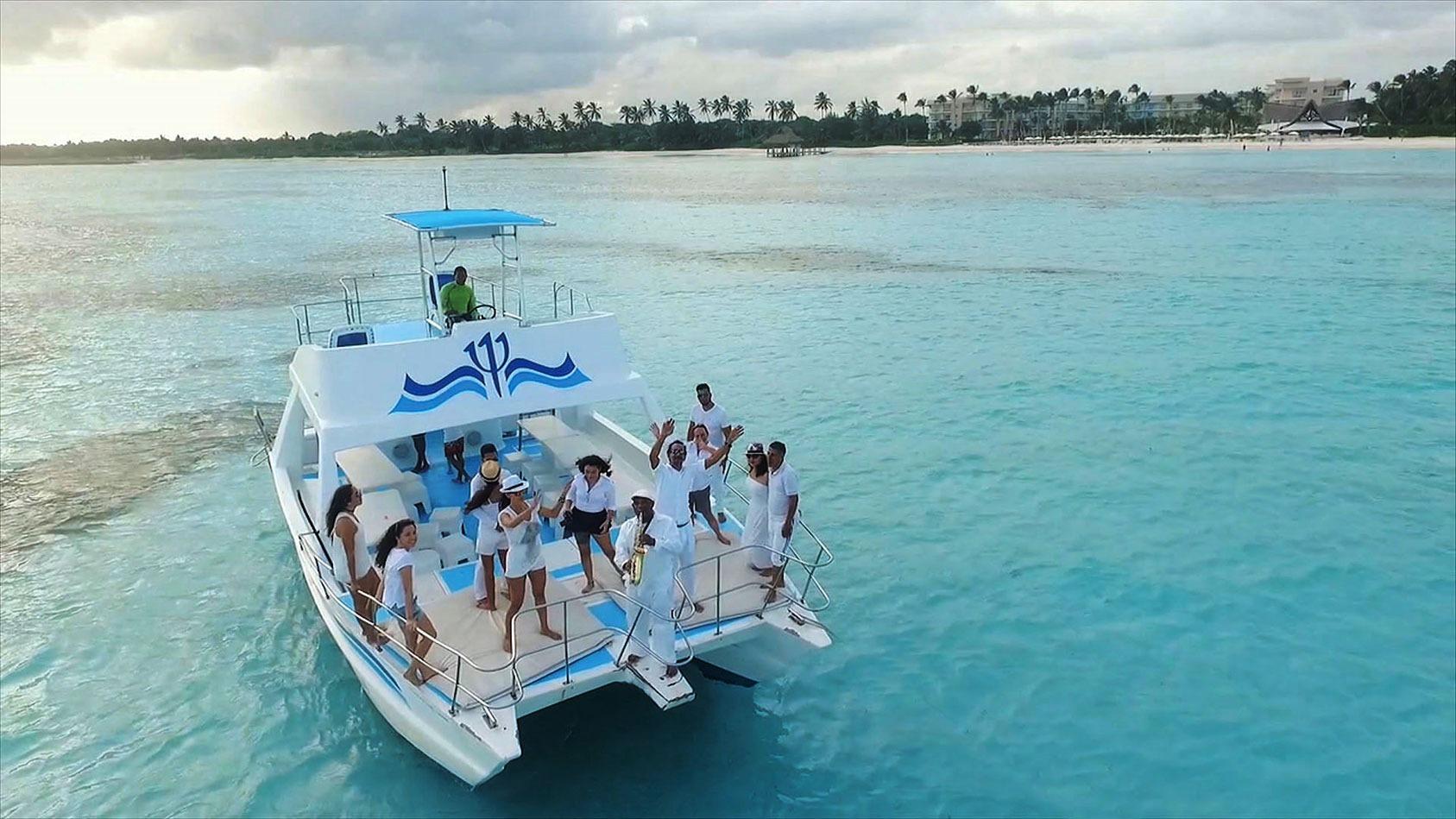 Punta Cana: Catamaran Cruise with Snorkeling & Open Bar – Punta Cana, Dominican Republic