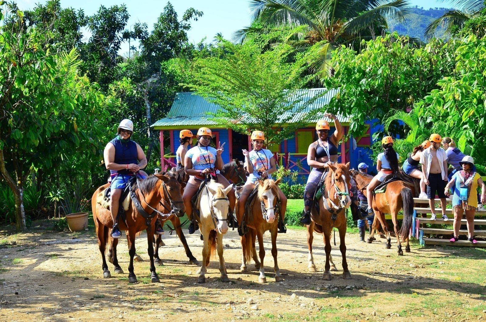 Punta Cana: El Limón Horseback Ride, ATV, and Beach Tour – Punta Cana, Dominican Republic