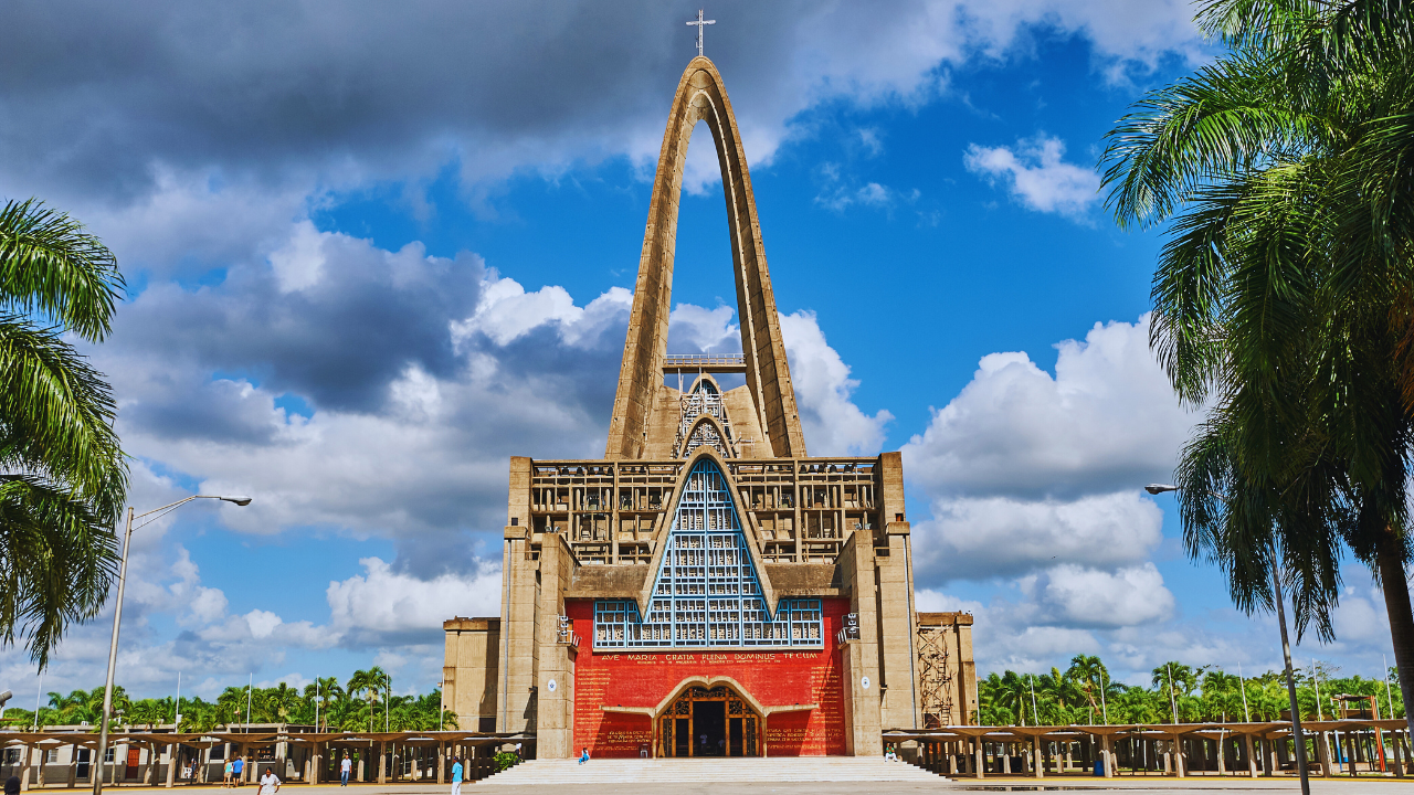 Punta Cana: Excursion to Higuey, Basilica, tobacco factory, and local market – Punta Cana, Dominican Republic