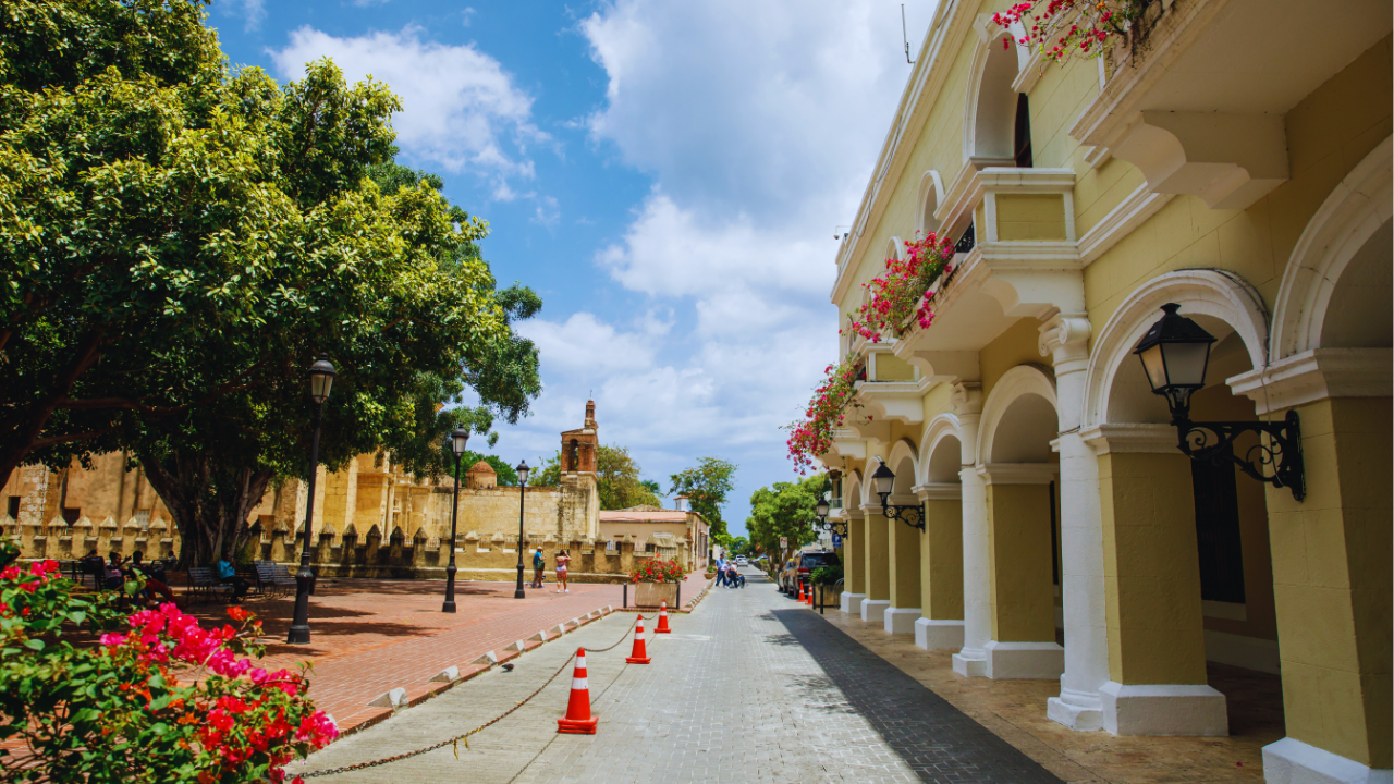 Punta Cana: Experience the essence of Santo Domingo with lunch and the Colonial Zone – Punta Cana, Dominican Republic