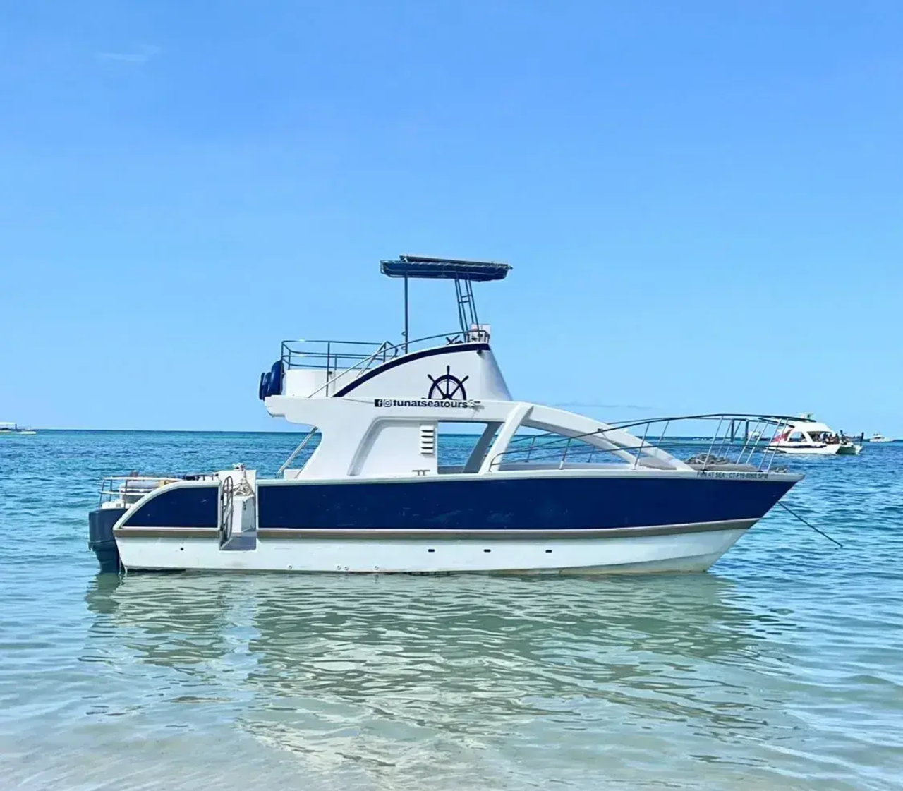 Punta Cana: Private Catamaran Cruise with Open Bar – Punta Cana, Dominican Republic