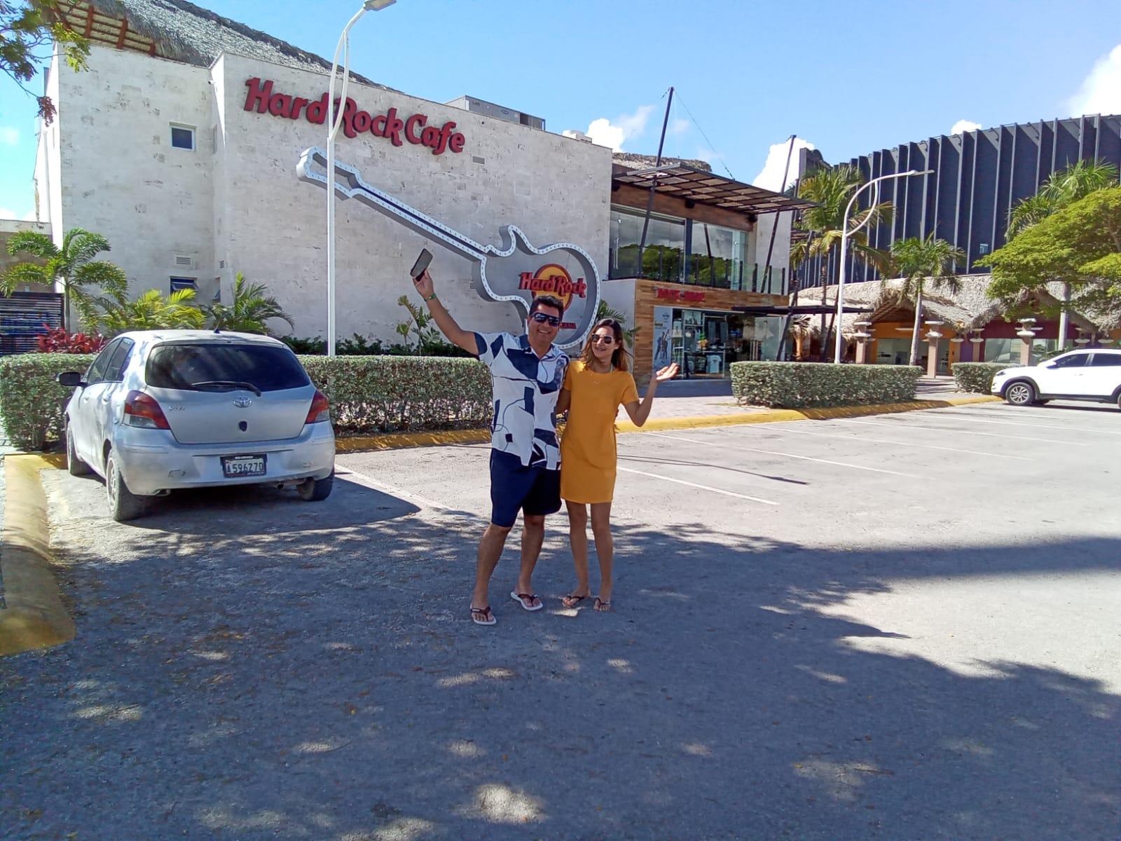 Punta Cana: Shopping Tour with Hotel Pickup and Drop-Off – Punta Cana, Dominican Republic