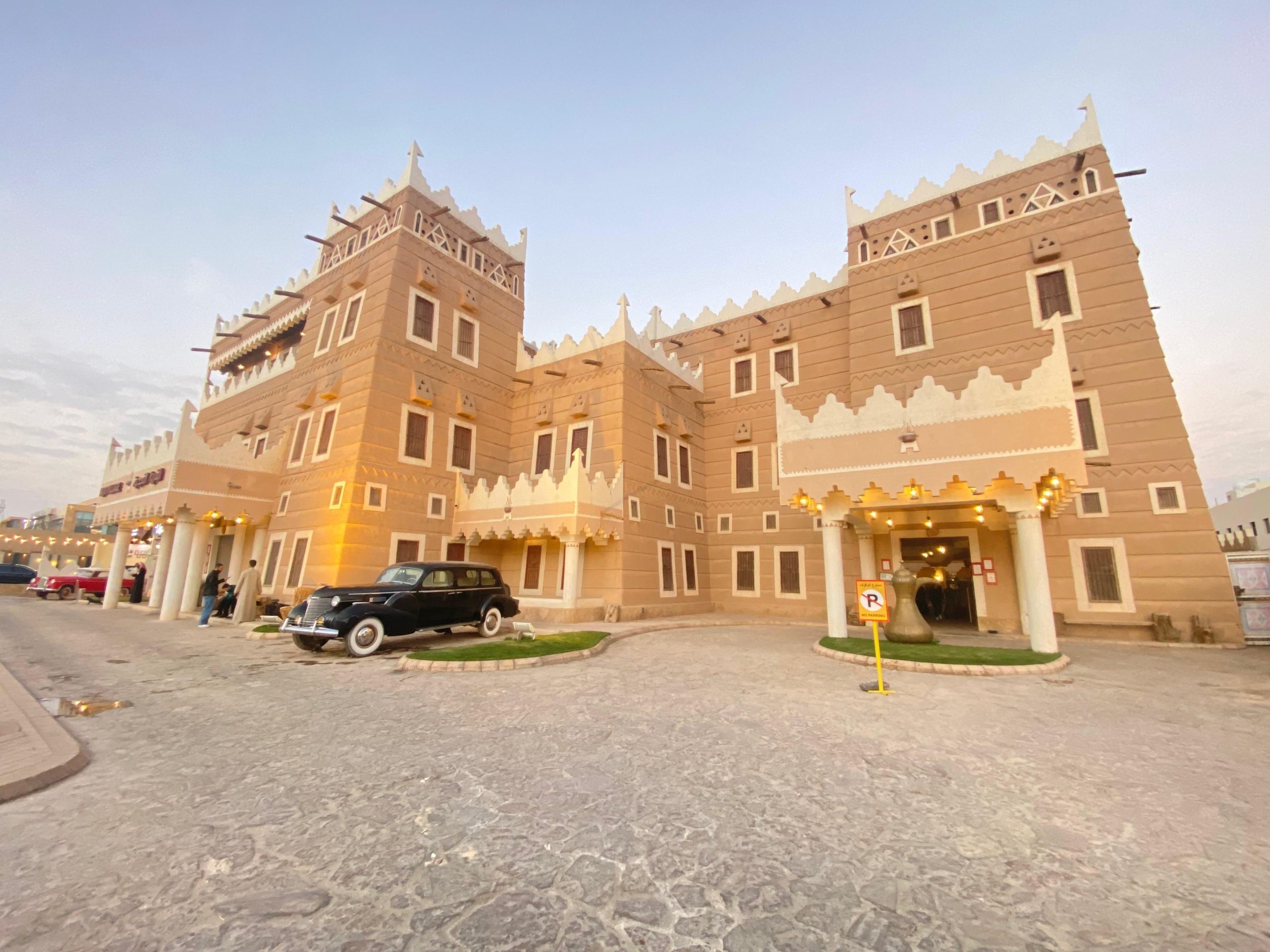 Riyadh: Cultural Dining Experience Rooted in Arabian Heritag – Saudi Arabia