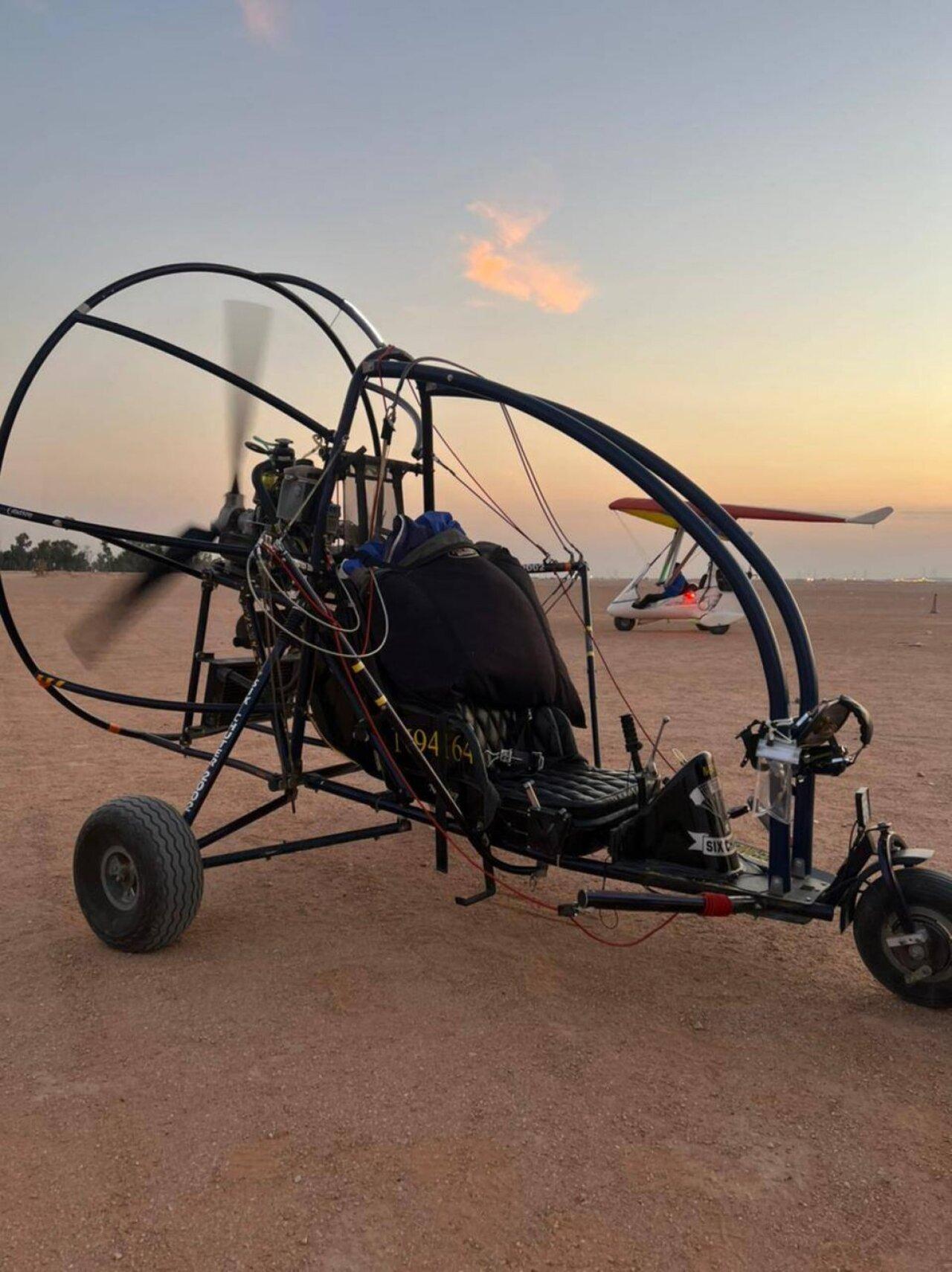 Riyadh: Desert Paragliding Experience – Saudi Arabia