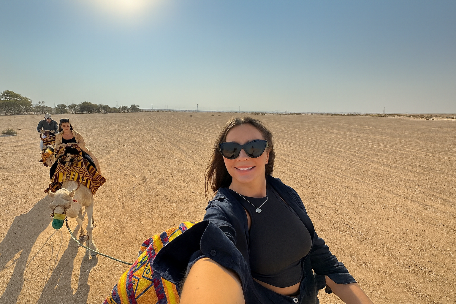 Riyadh: Edge Of The World & Bat Cave Hike with Camp Dinner – Saudi Arabia