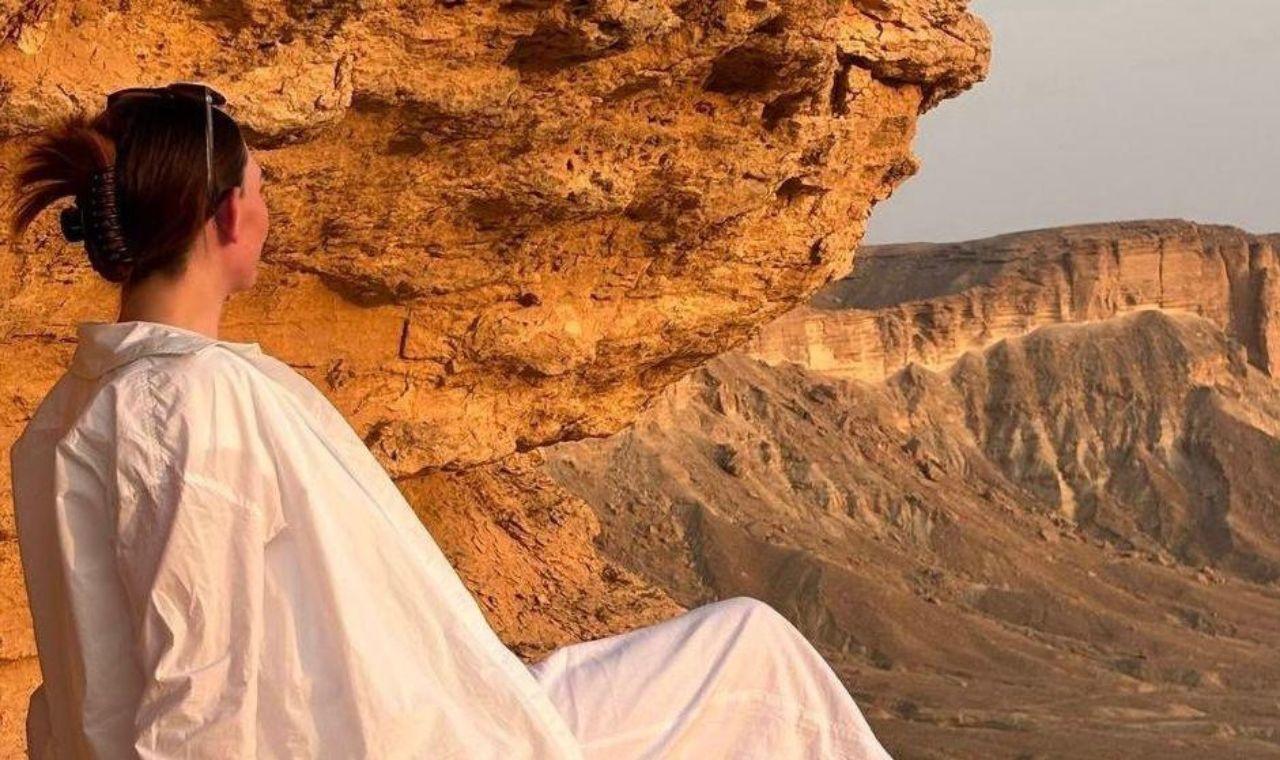 Riyadh: Private Edge of the World Sunset Tour – Saudi Arabia