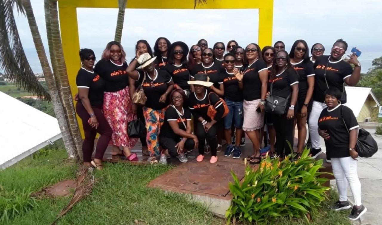 Roatan: Island Highlights Private Guided Customizable Tour – Honduras