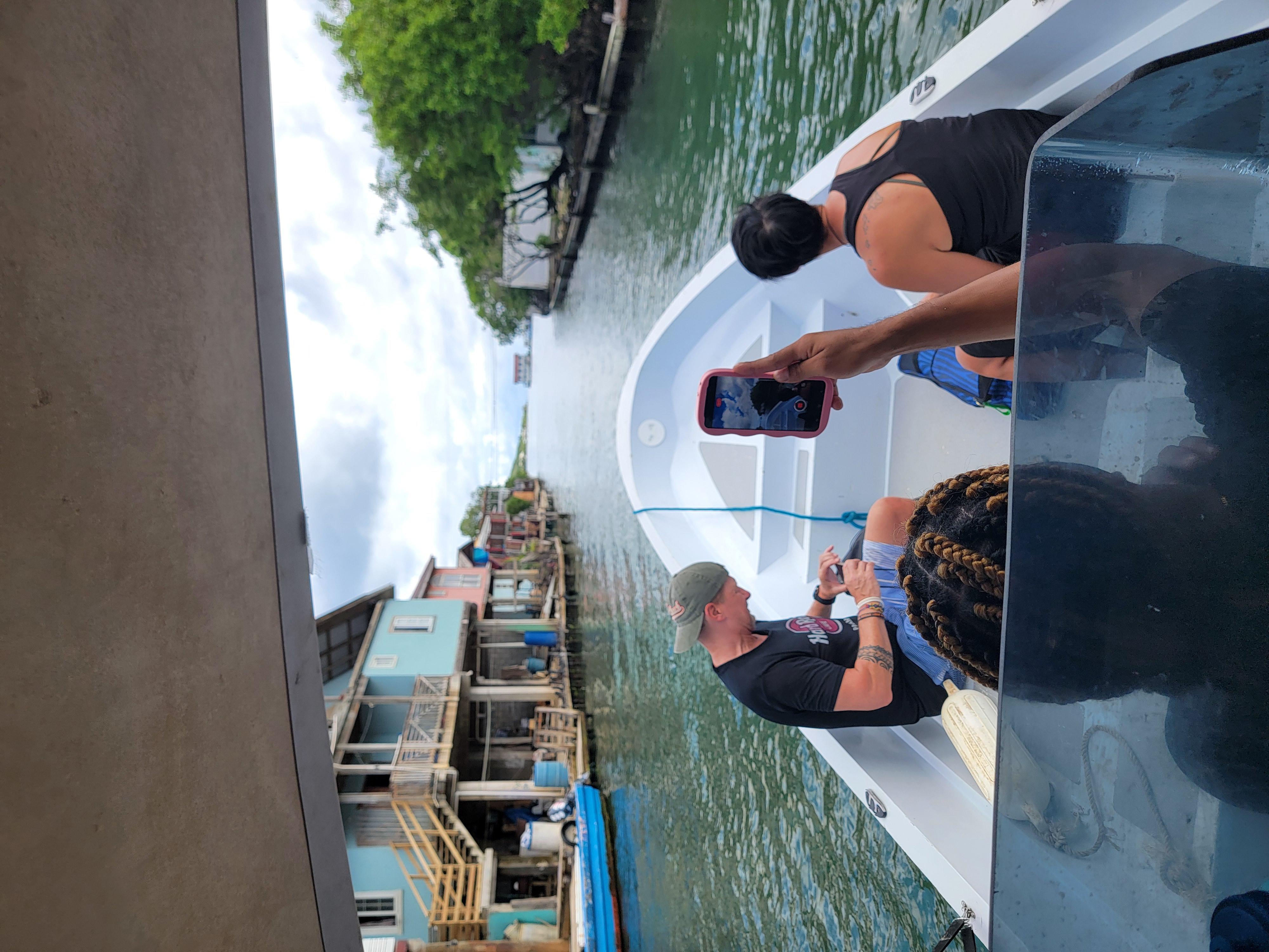 Roatan: Private East End Snorkeling Trip – Honduras