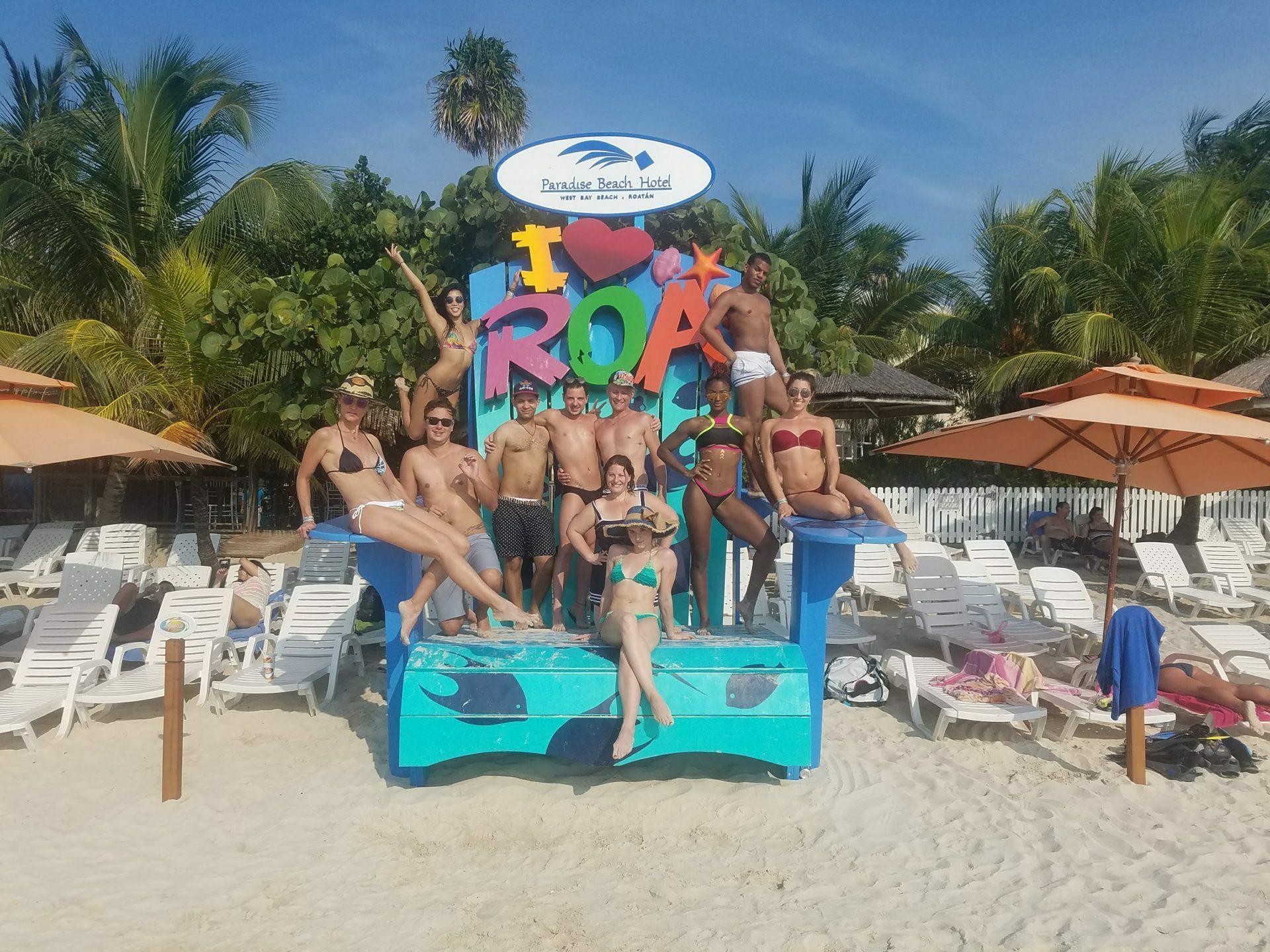 Roatan West Bay Shore Excursion Beach Break Day Pass – Honduras