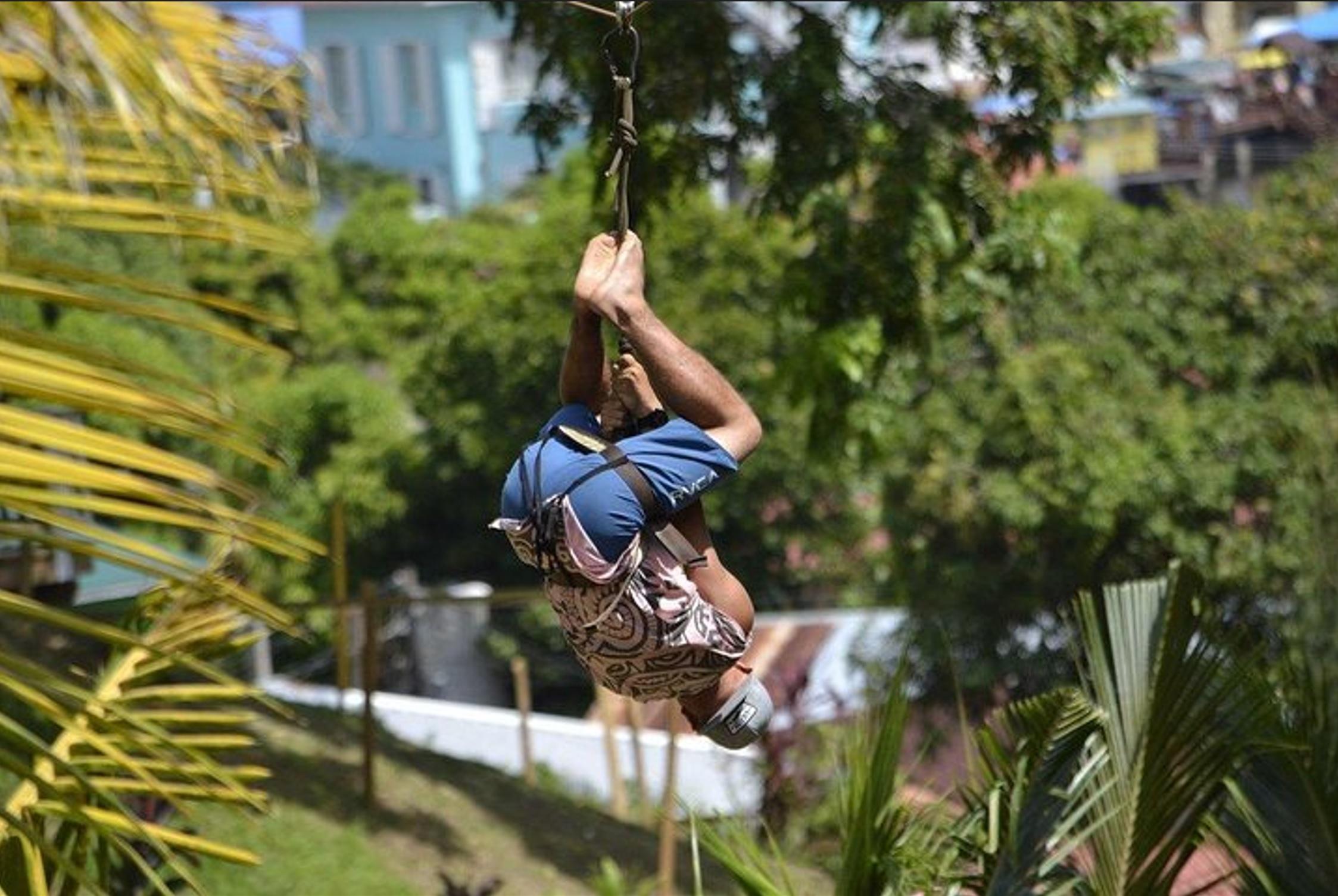 Roatan: Zip Line, Snorkeling, Sloth Park & Beach Break – Honduras