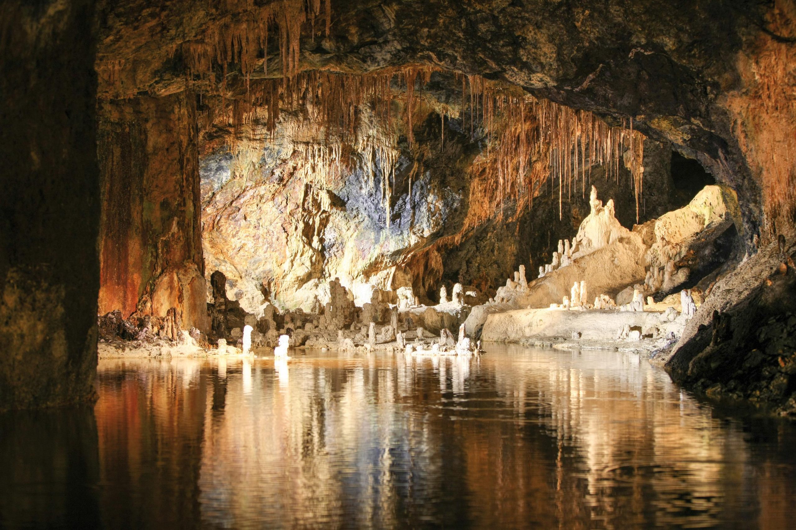 Saalfeld: Fairy Grotto Tour, Adventure Museum & Historic City Gates – Saalfeld, Germany