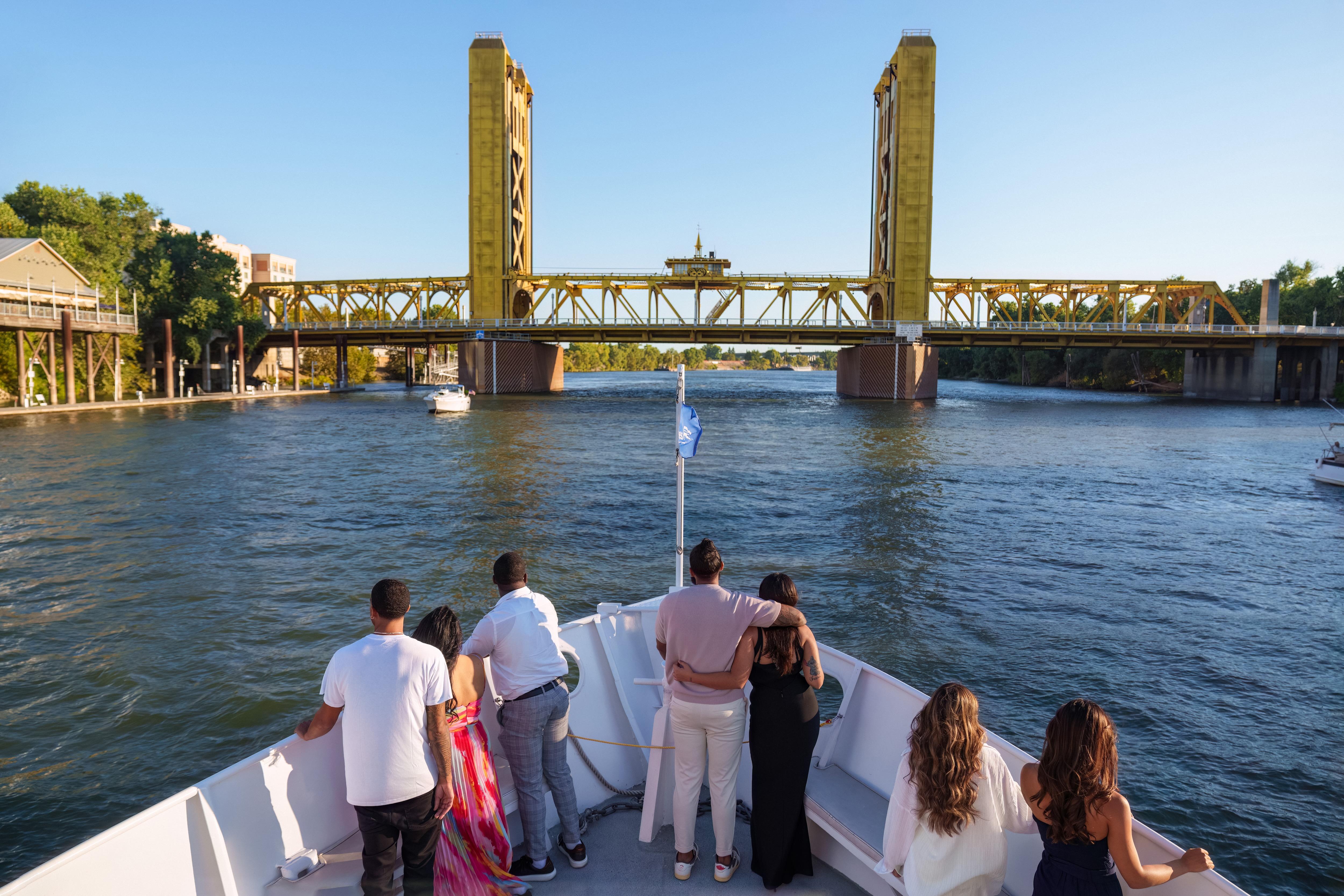 Sacramento: City Cruises Sights and Sips Cruise – Sacramento, California