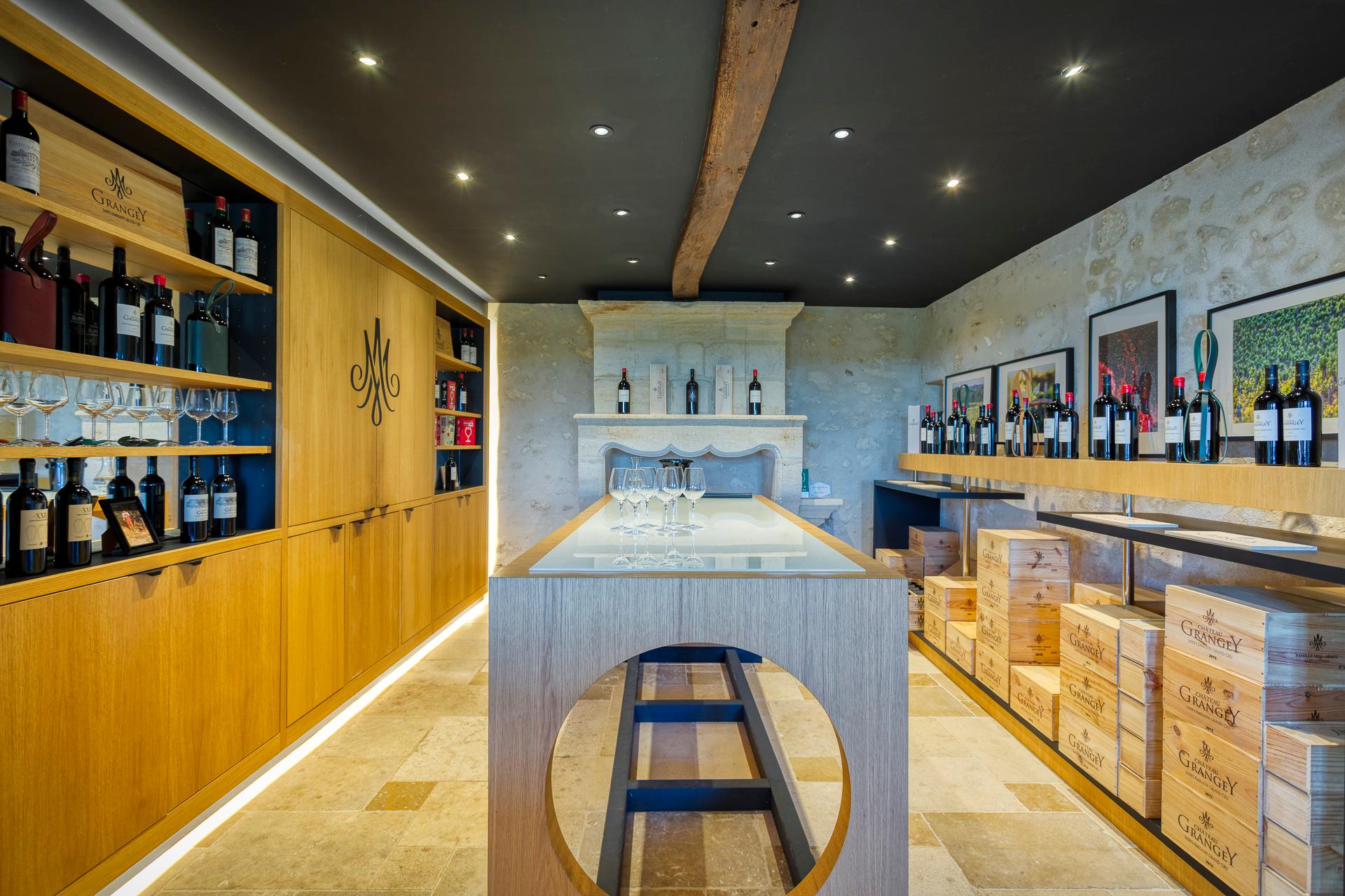 Saint-Emilion: Visit a family-run organic vineyard – Saint-Christophe-des-Bardes, France