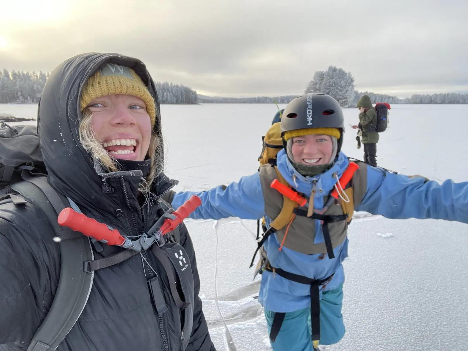 Sälen: Ice Skating Tour with Lunch and Hotel Pickup – Orsasjon Lake, Sweden