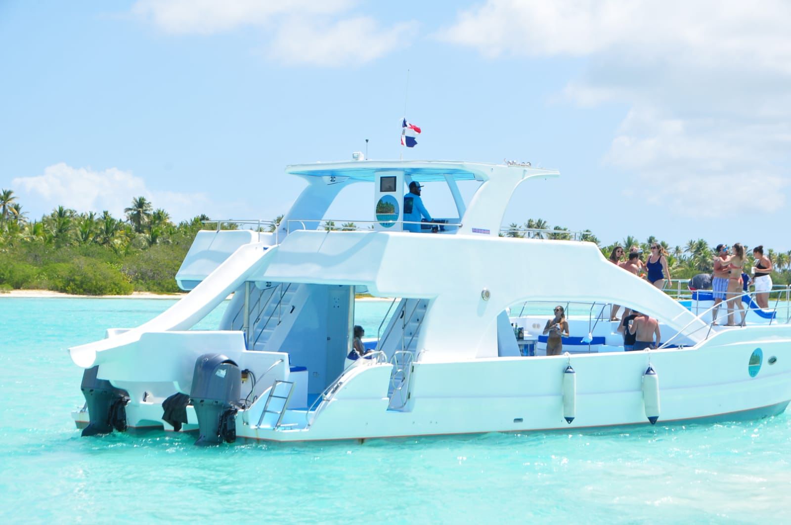 Samaná: Cayo Levantado Island Boat Trip with Buffet Lunch – Cayo Levantado, Dominican Republic