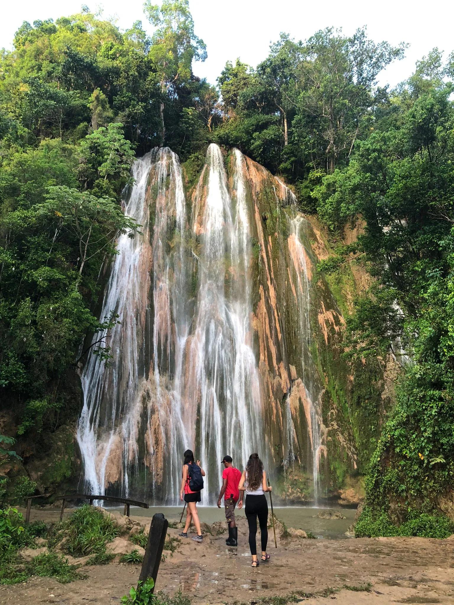 Samaná: Private Horseback Riding to El Limón Waterfall – Samaná, Dominican Republic