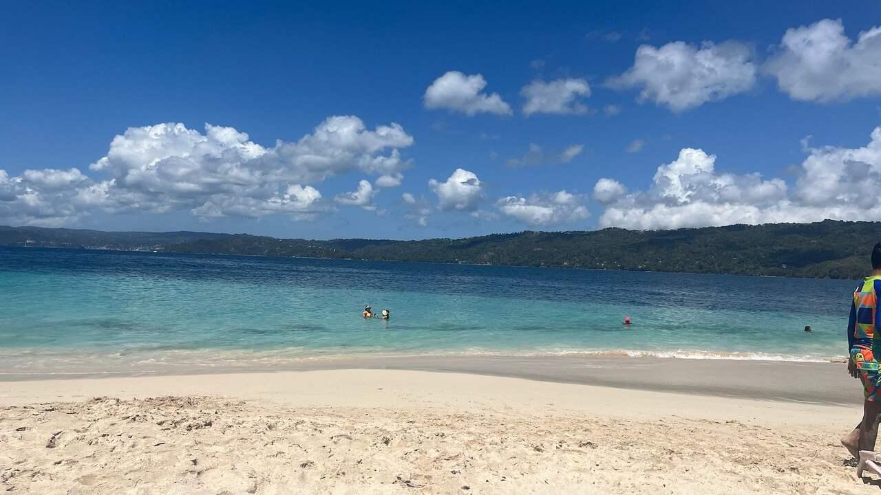 Samaná: Whale Watching and Cayo Levantado Day Trip – Cayo Levantado, Dominican Republic