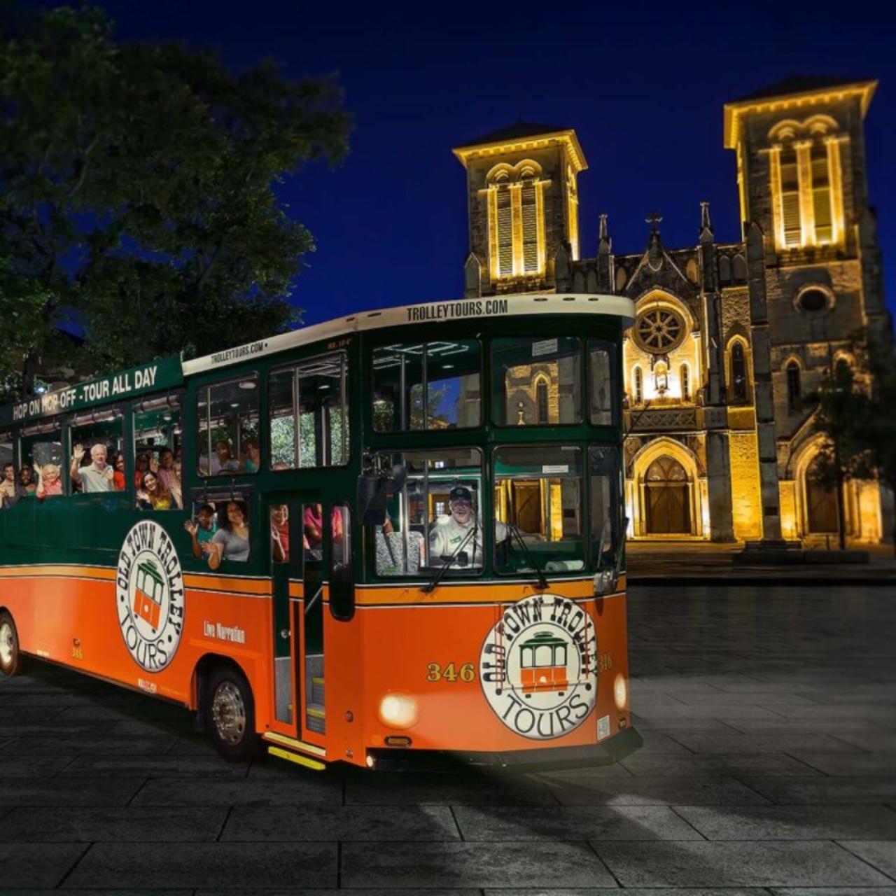 San Antonio: City Lights Night Tour by Trolley – San Antonio, Texas