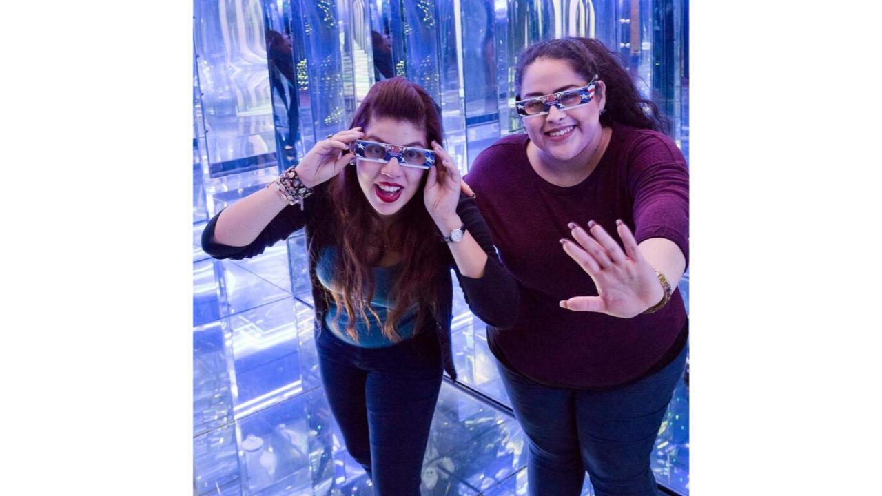 San Antonio: Mirror Maze and Escape Room Ticket – San Antonio, Texas