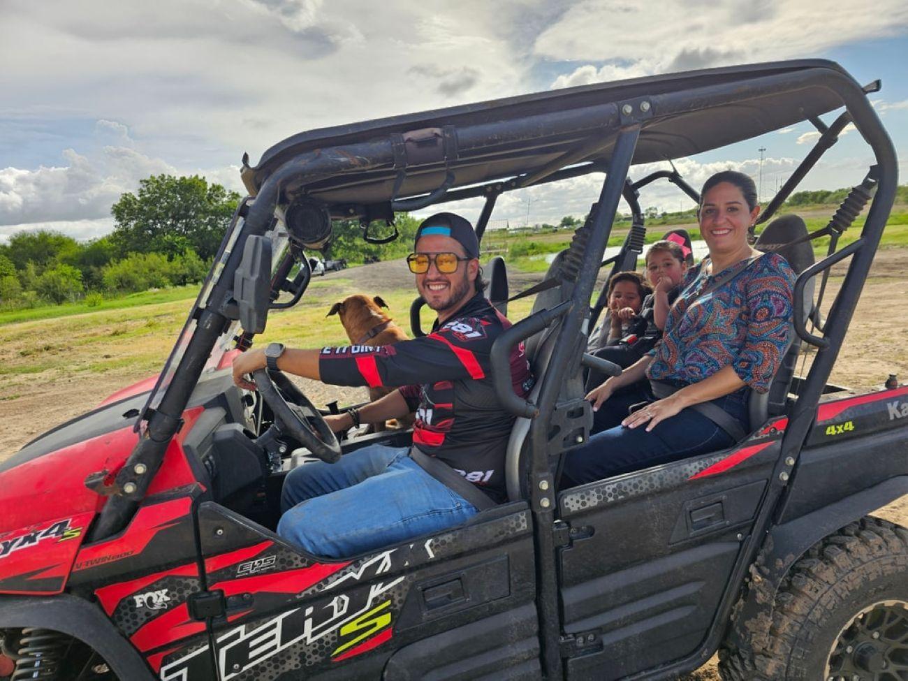 San Antonio: Off-Road Kawasaki Teryx 4-seater UTV Adventure – San Antonio, Texas