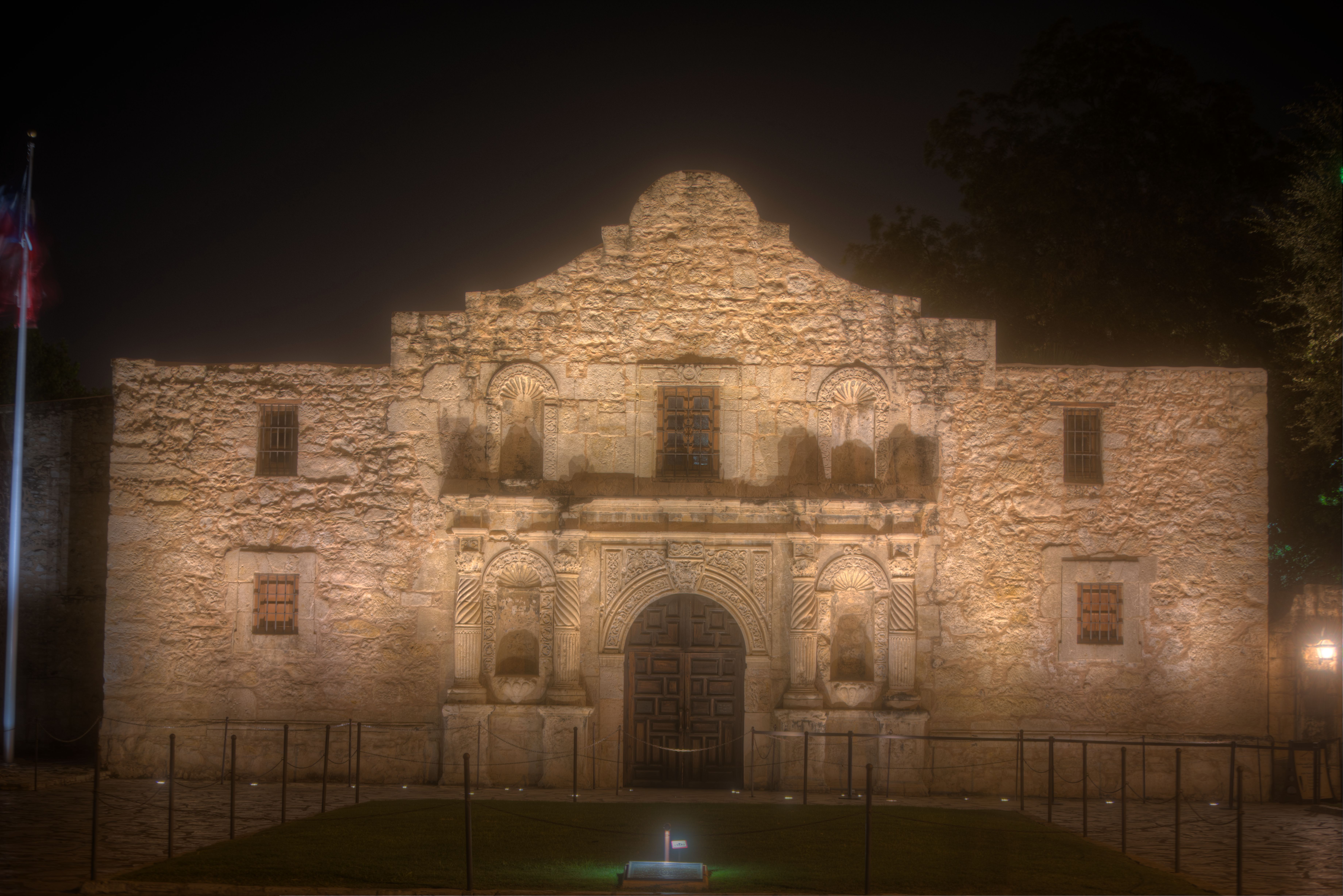 San Antonio: The Madames and Mayhem Ghost Tour – San Antonio, Texas