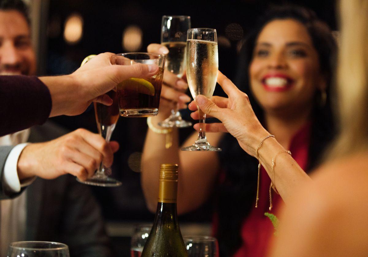 San Diego: City Cruises Buffet Dinner Cruise with Drinks – San Diego, California