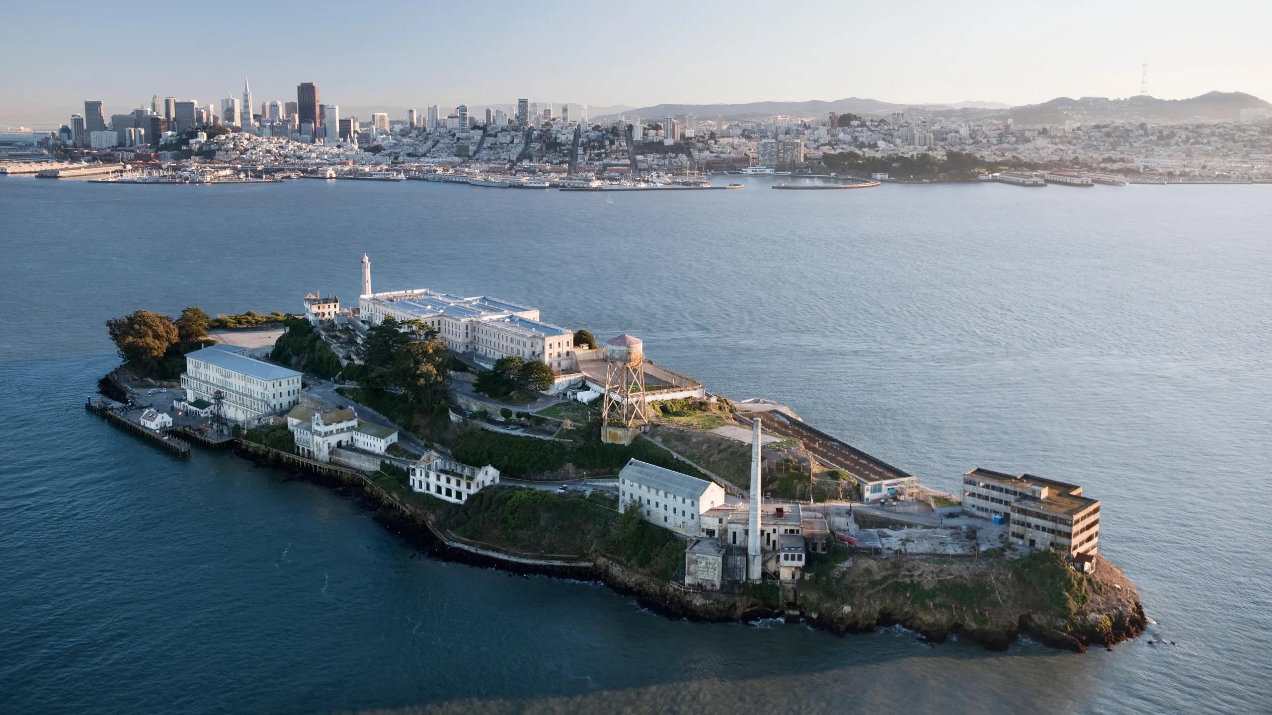 San Francisco: Alcatraz & Angel Island Ticket, Ferry & Tour – San Francisco, California