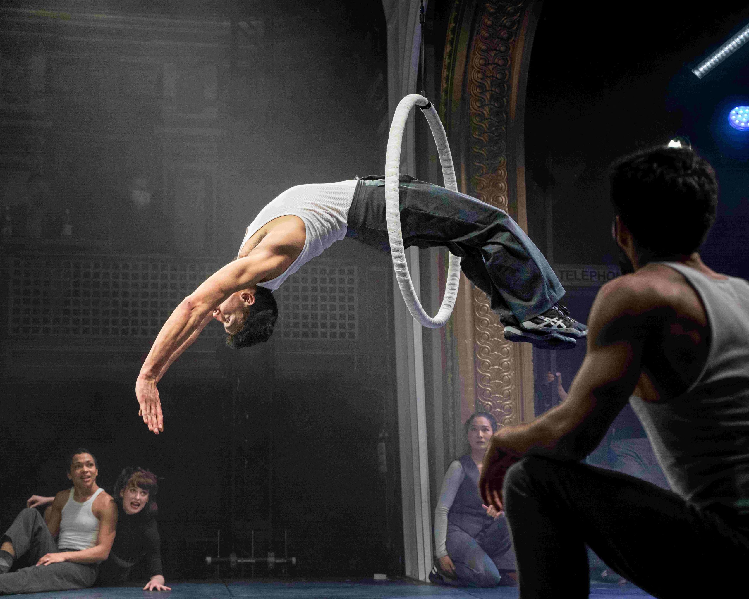 San Francisco: “Dear San Francisco” Immersive Acrobatic Show – San Francisco, California