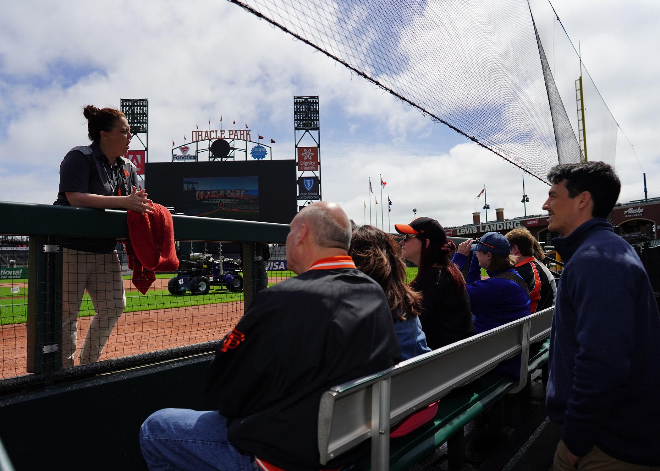 San Francisco: Giants Oracle Park Ballpark Tour – San Francisco, California