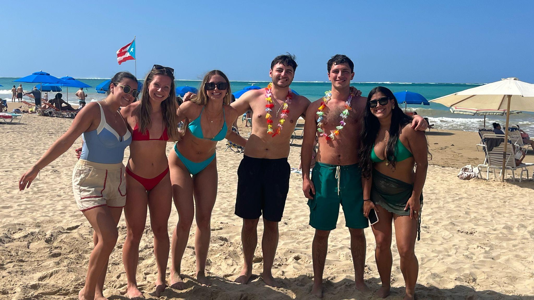 San Juan: Coquito Drink & Salsa Beach Class – San Juan, Puerto Rico