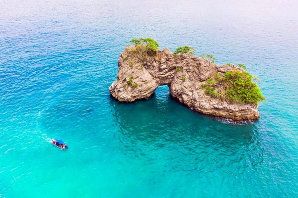 Santa Teresa: Tortuga Island Full Day Boat Tour with Snorkel – Santa Teresa, Costa Rica