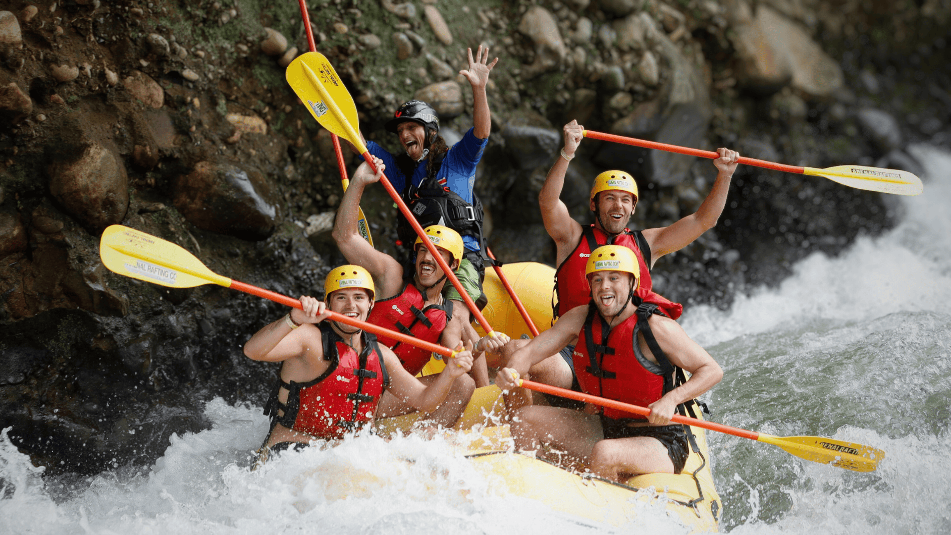 Sarapiqui River White Water Rafting Class IV (Extreme) – Sarapiqui River, Costa Rica