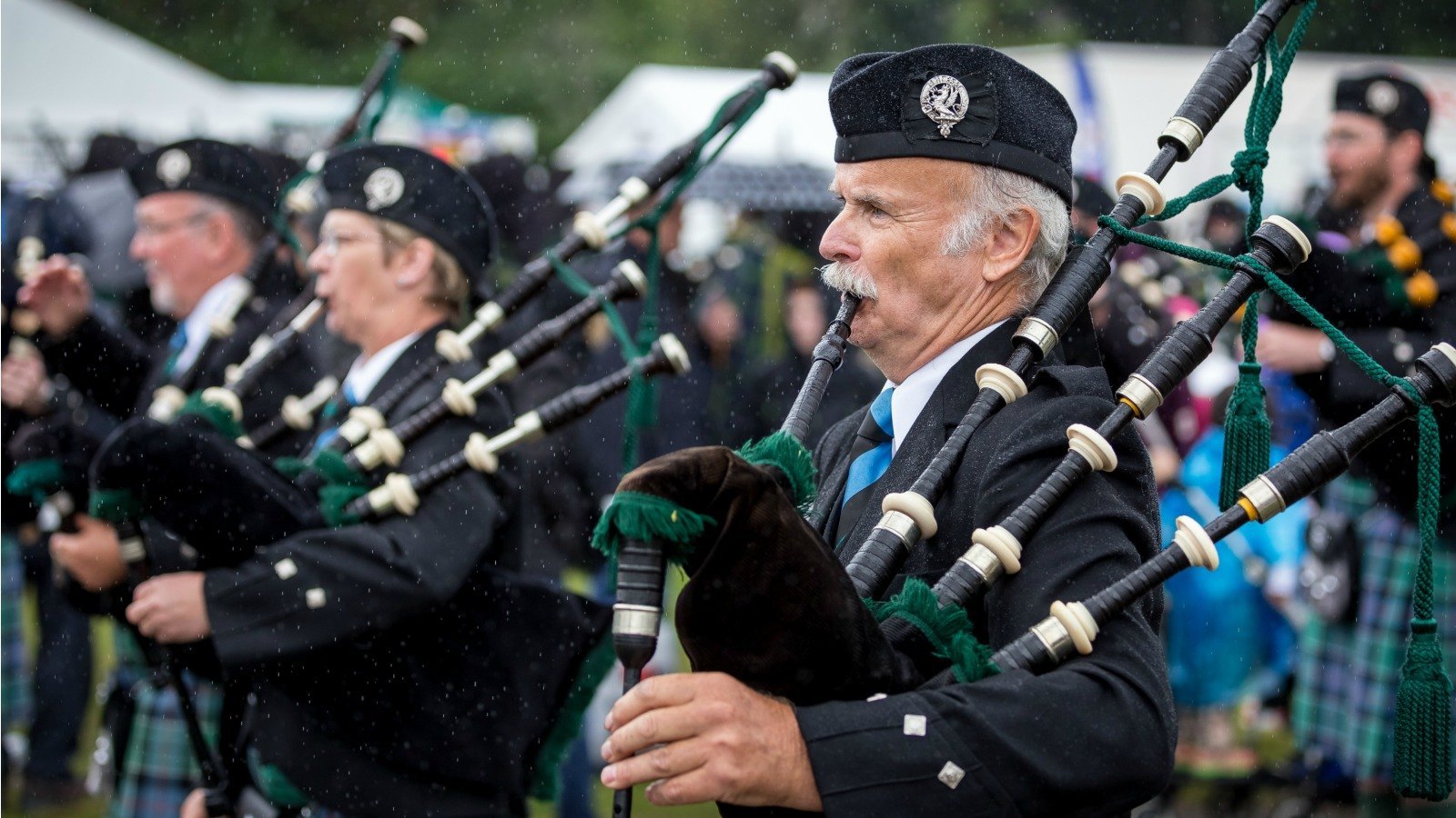Scottish Highland Games Day Tour from Edinburgh – Edinburgh, United Kingdom