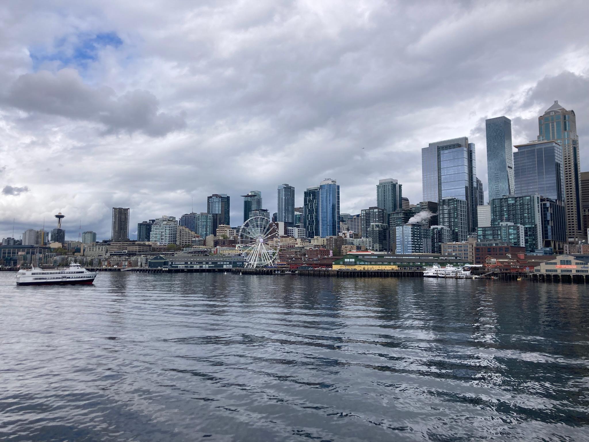 Seattle City Walking Tour: Along the Waterfront – Seattle, Washington