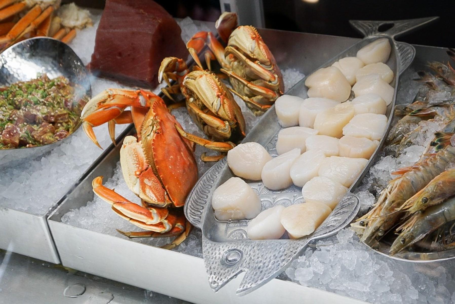 Seattle: Premier Seafood Brunch with Market Visit – Seattle, Washington