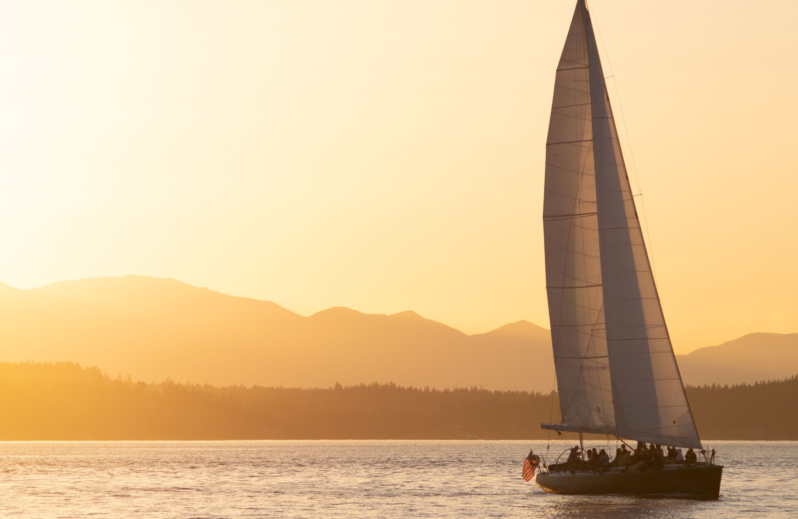 Seattle: Sunset Sailing Cruise – Mount Rainier National Park, Washington