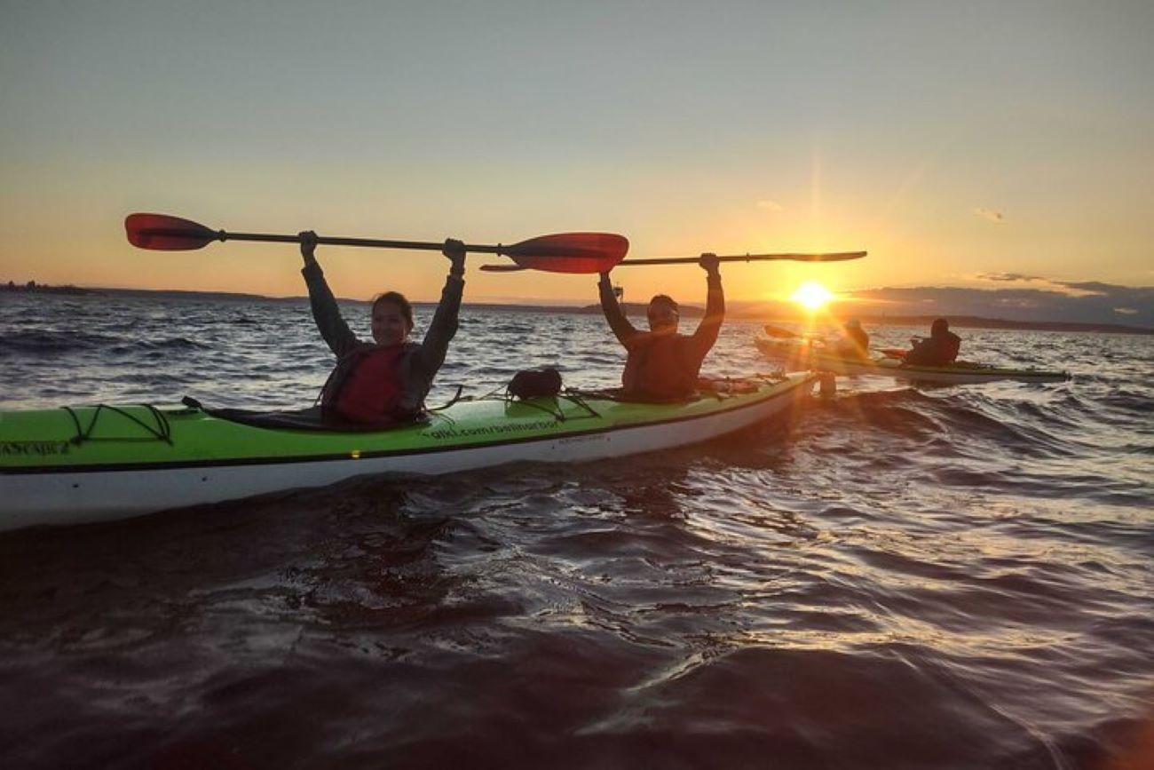 Seattle: West Seattle Sunset Sea Kayak Tour – Duwamish River, Washington
