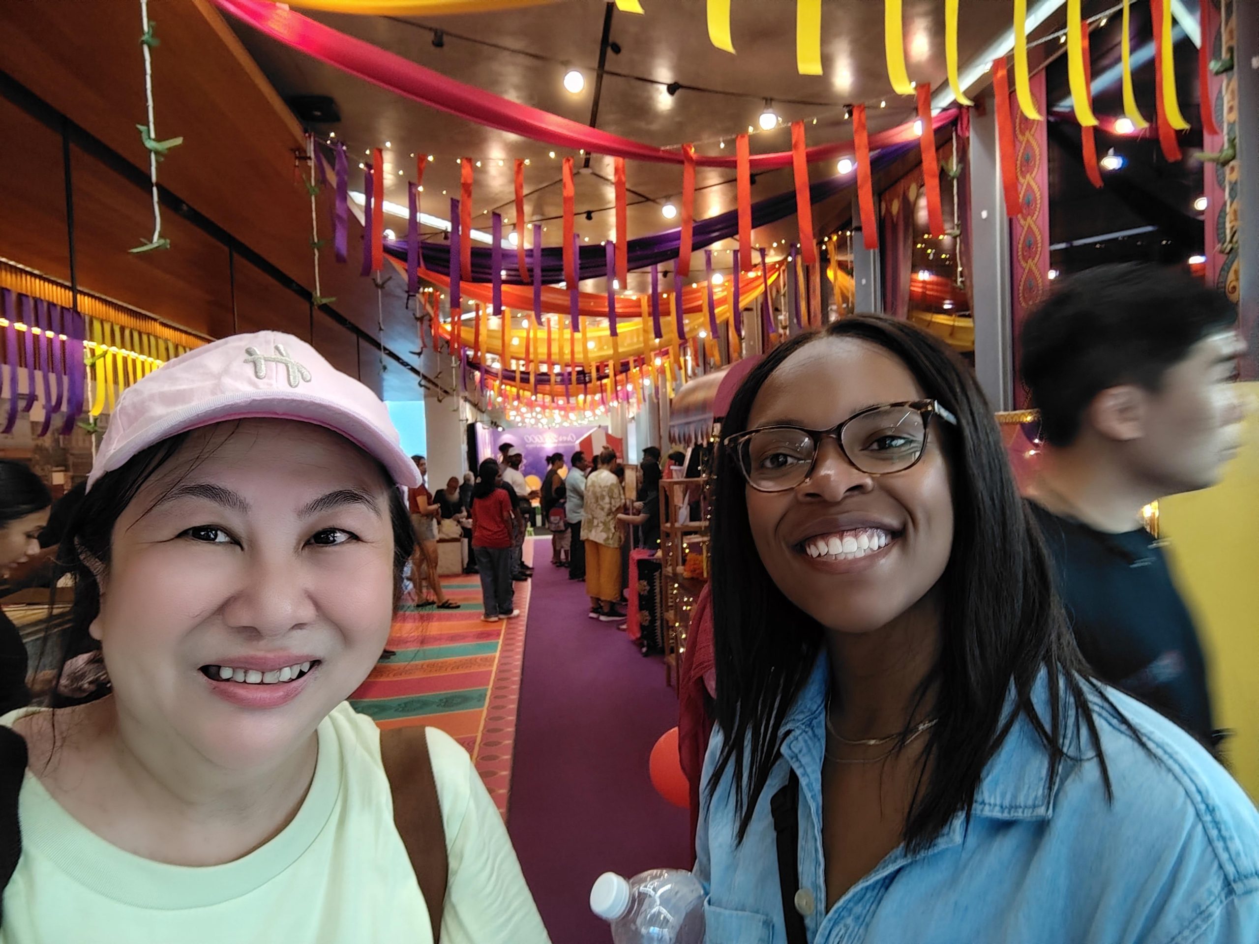 Singapore: Private Walking Tour with a Local – Singapore