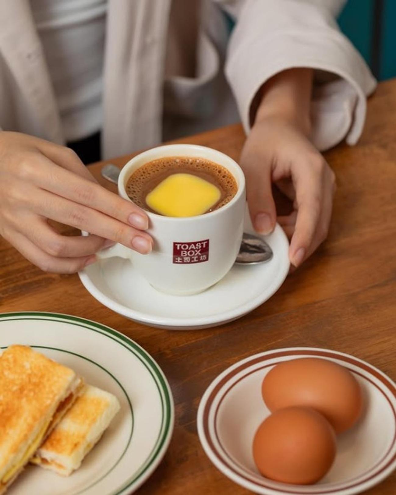 Singapore: Toast Box Meal + Sentosa Cable Car Sky Pass Combo – Singapore