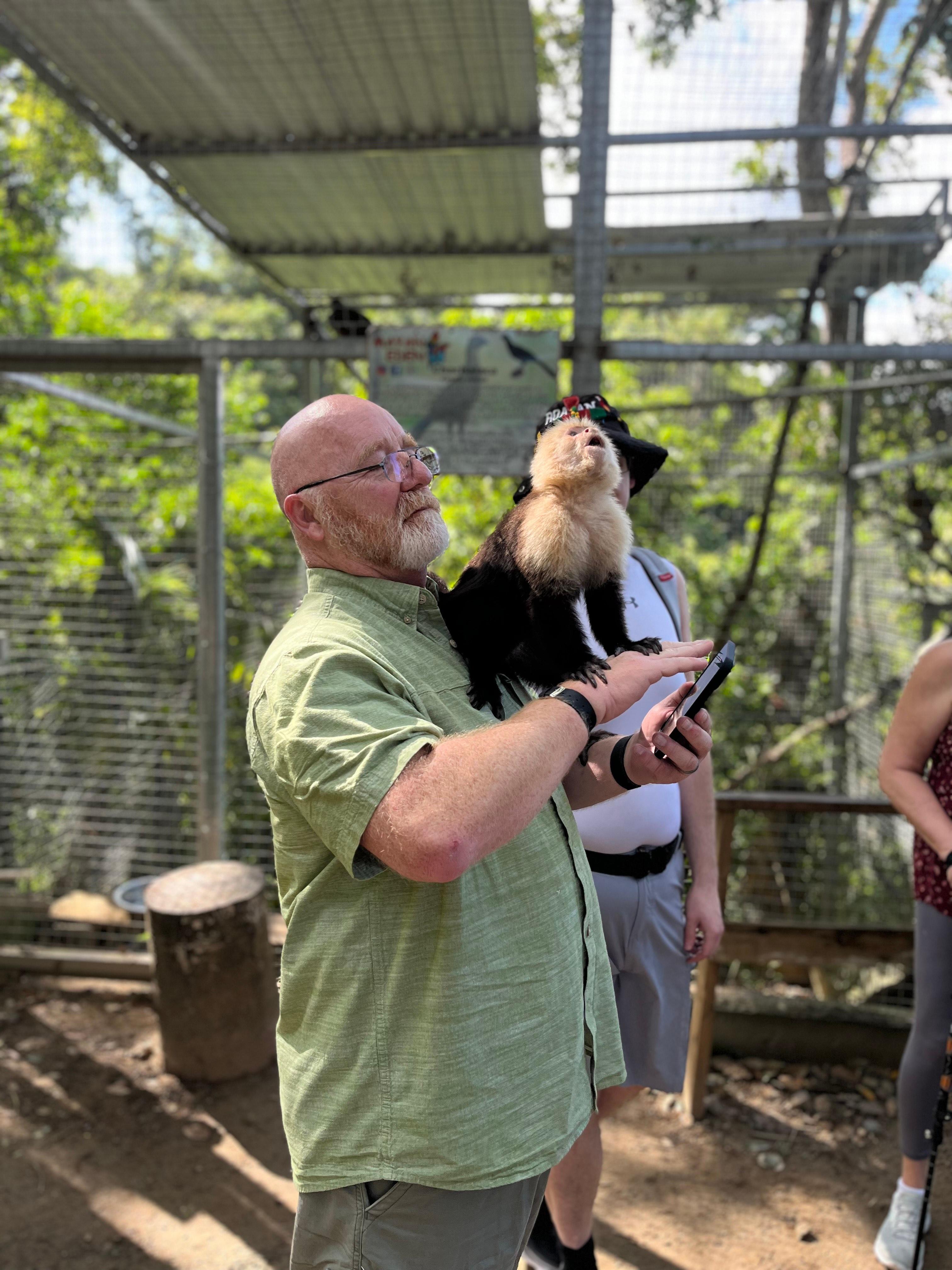 Sloth and Monkey Park Private Tour at Roatan with Pickup – Honduras