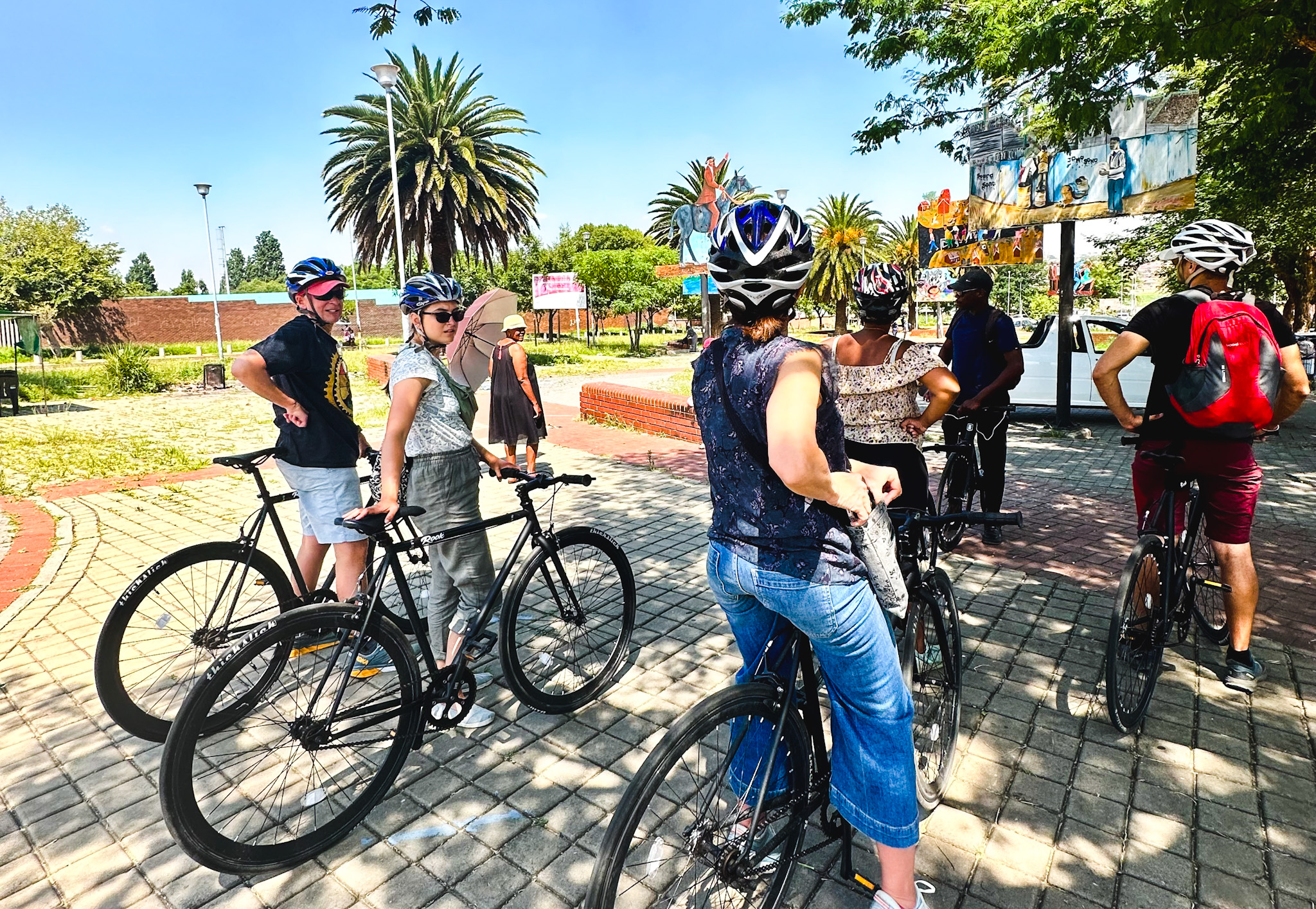 Soweto: Guided Bicycle Tour with Lunch – Johannesburg, South Africa