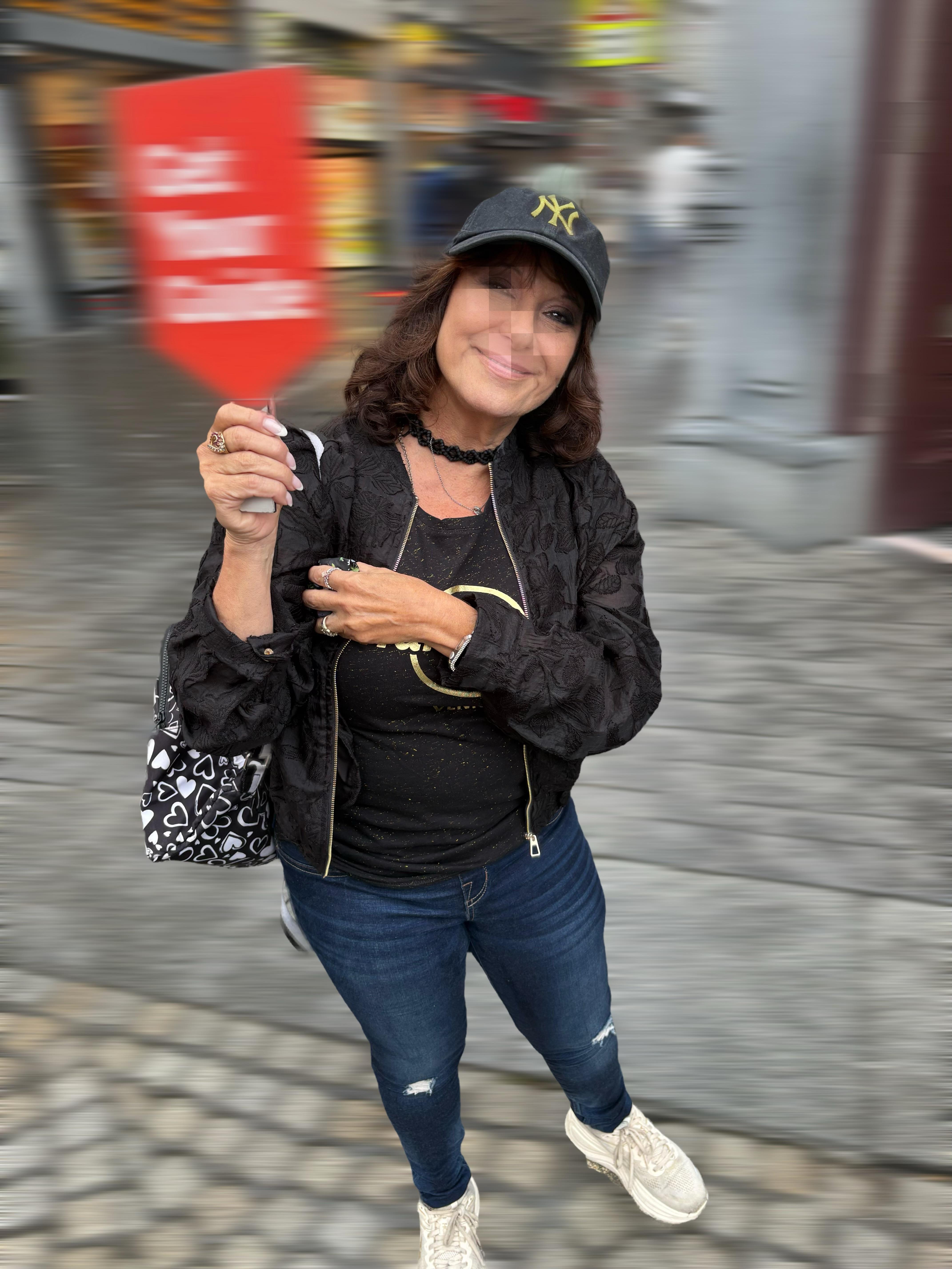 Sprechen Sie Gras? German Tour of Amsterdam’s Coffeeshops – Amsterdam, Netherlands