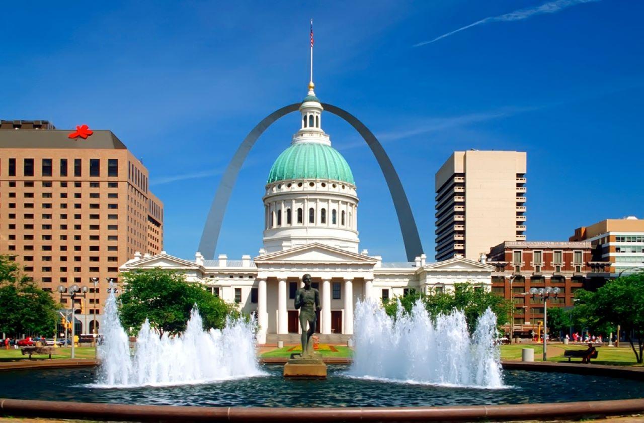 St. Louis Walking Tour with St Louis Arch Ticket – St. Louis, Missouri