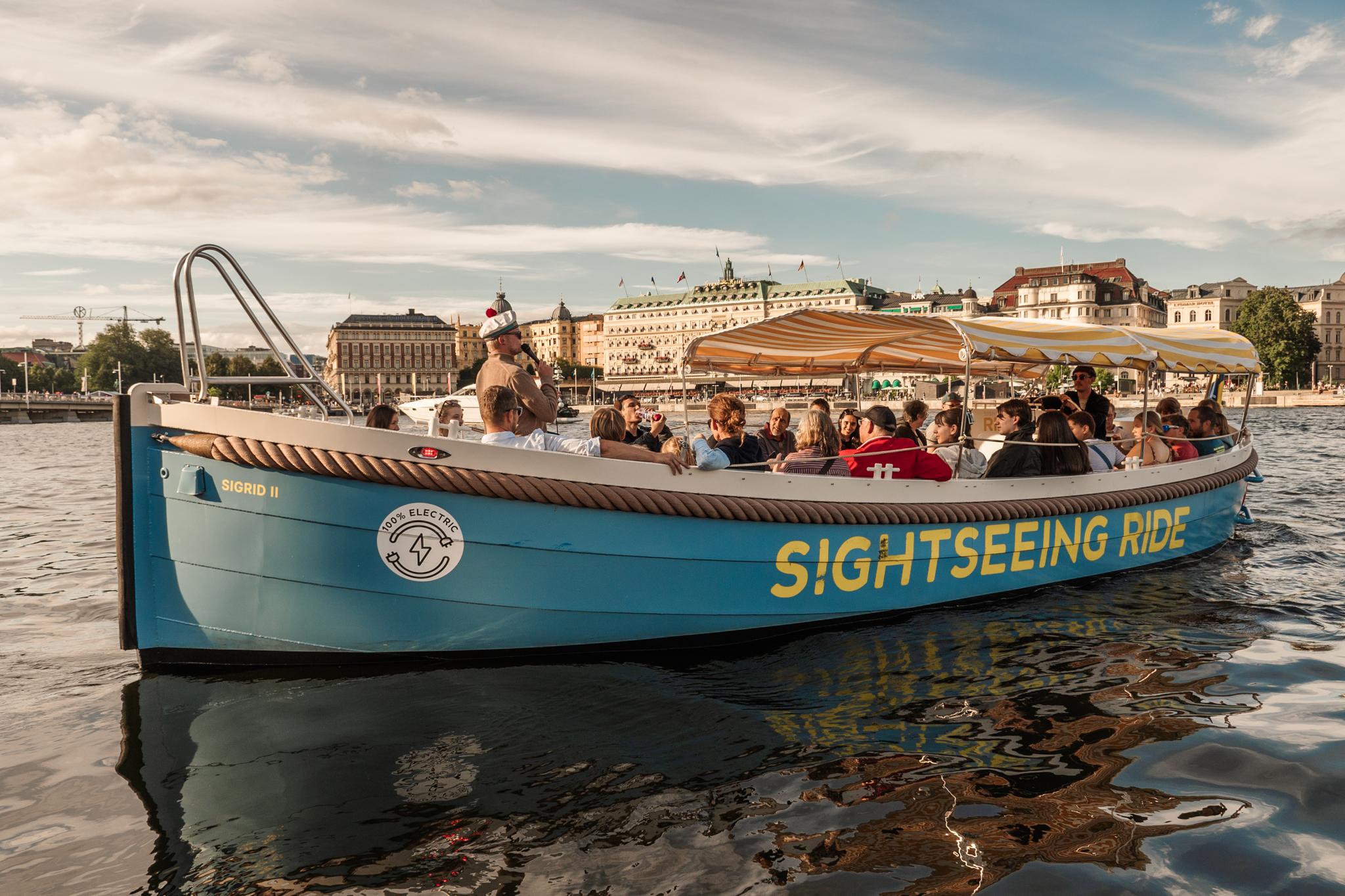 Stockholm: Guided City Sightseeing Open Electric Boat Tour – Stockholm, Sweden