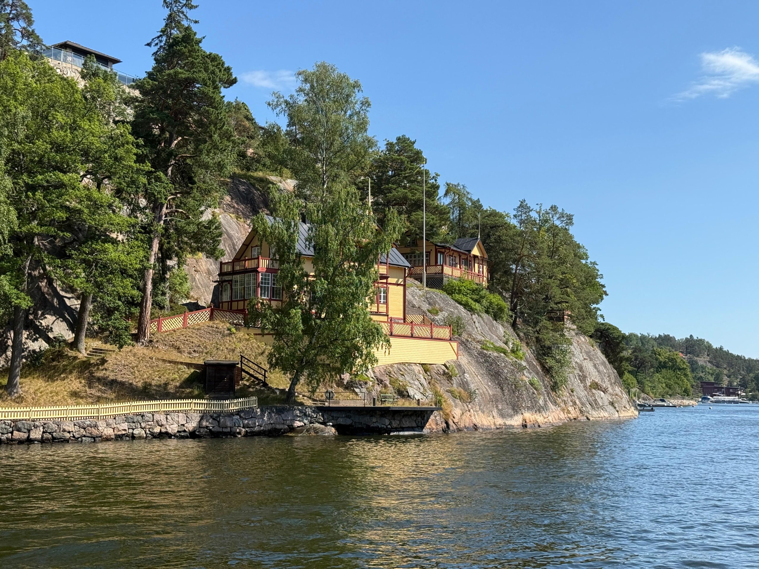 Stockholm: Midsummer Archipelago Boat Tour Live Guide – Fjäderholmarna, Sweden