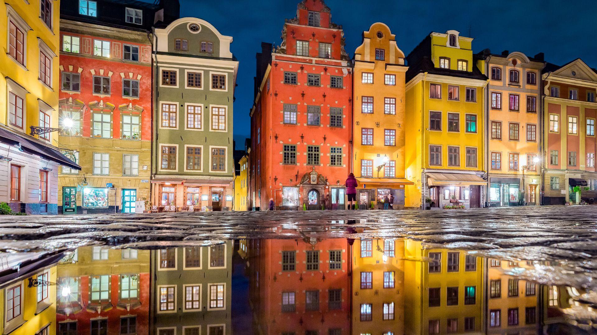 Stockholm in Group: Gamla Stan, City Hall, and Metro Art – Stockholm, Sweden